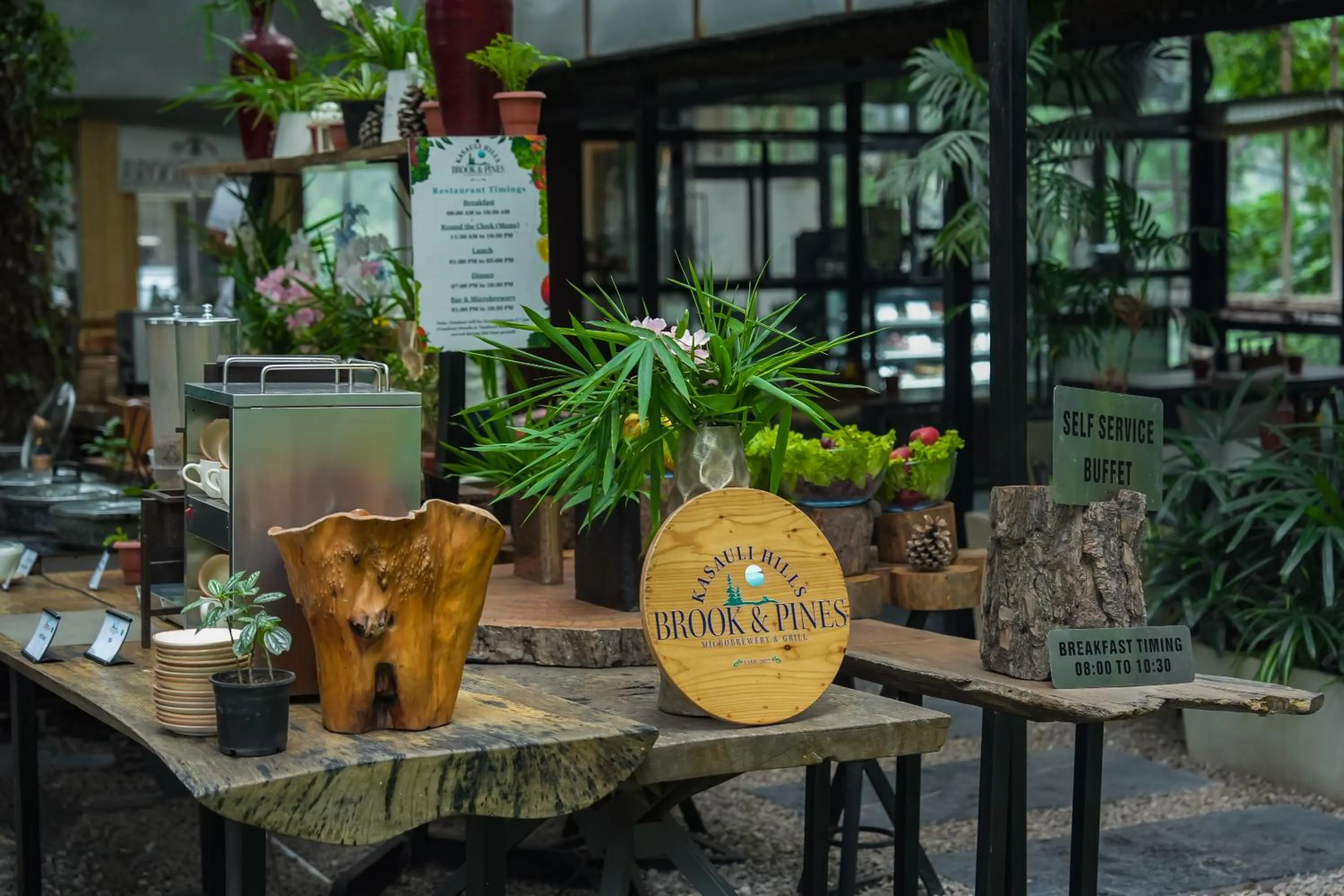 Breakfast in Kasauli Hills Resort