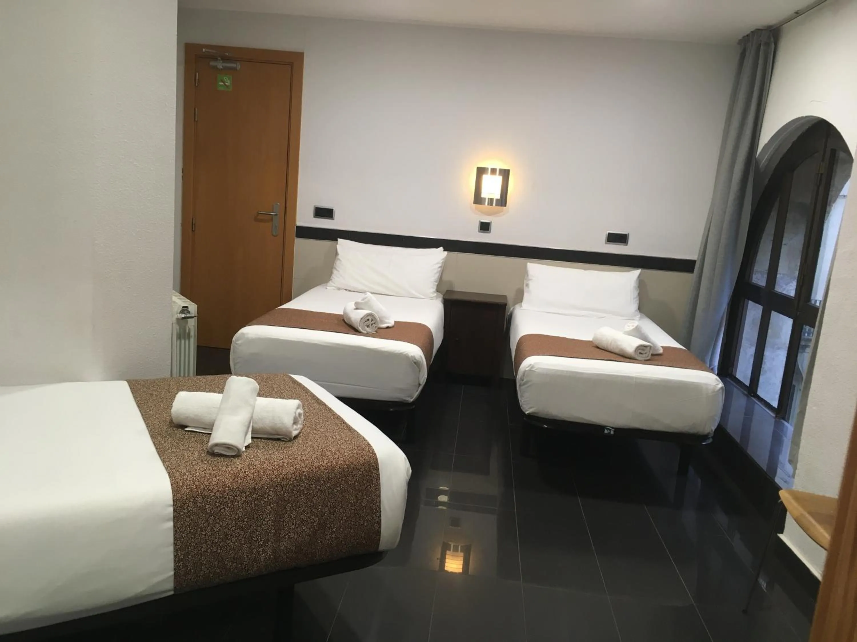 Bed in Hostal Levante Barcelona