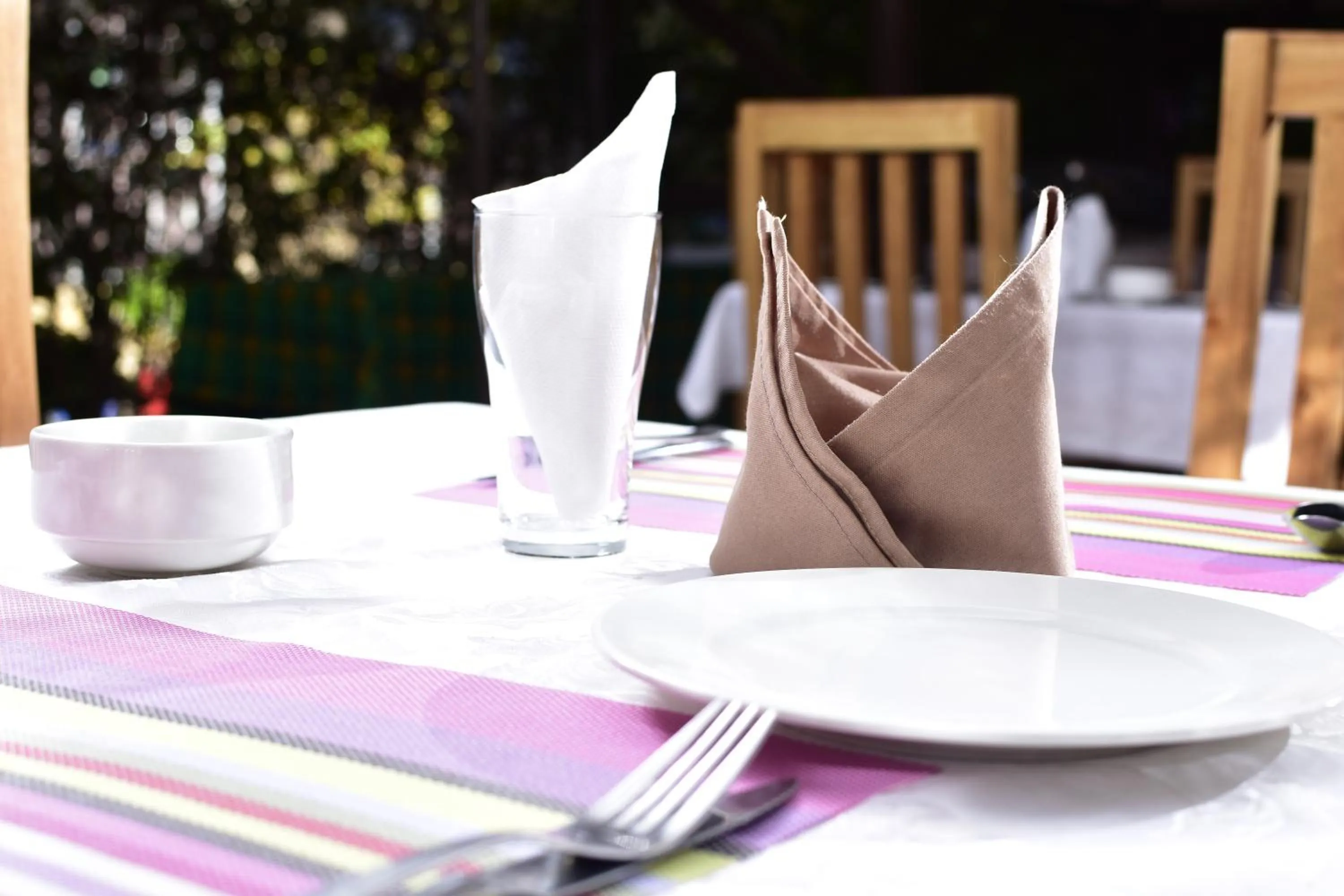 Dining area in Mzunguu Safari Lodge