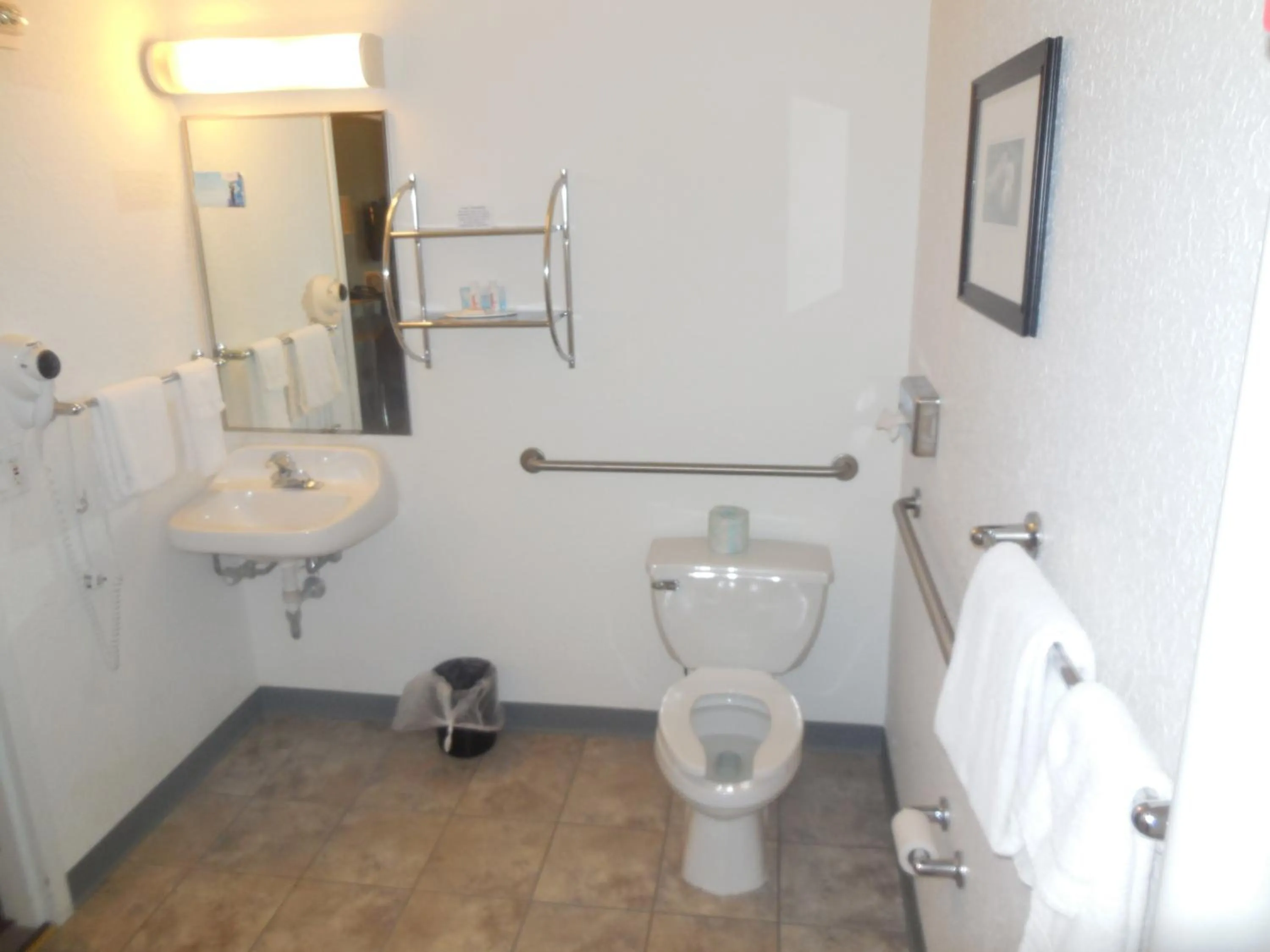 Bedroom in Super 8 by Wyndham Sault Ste. Marie