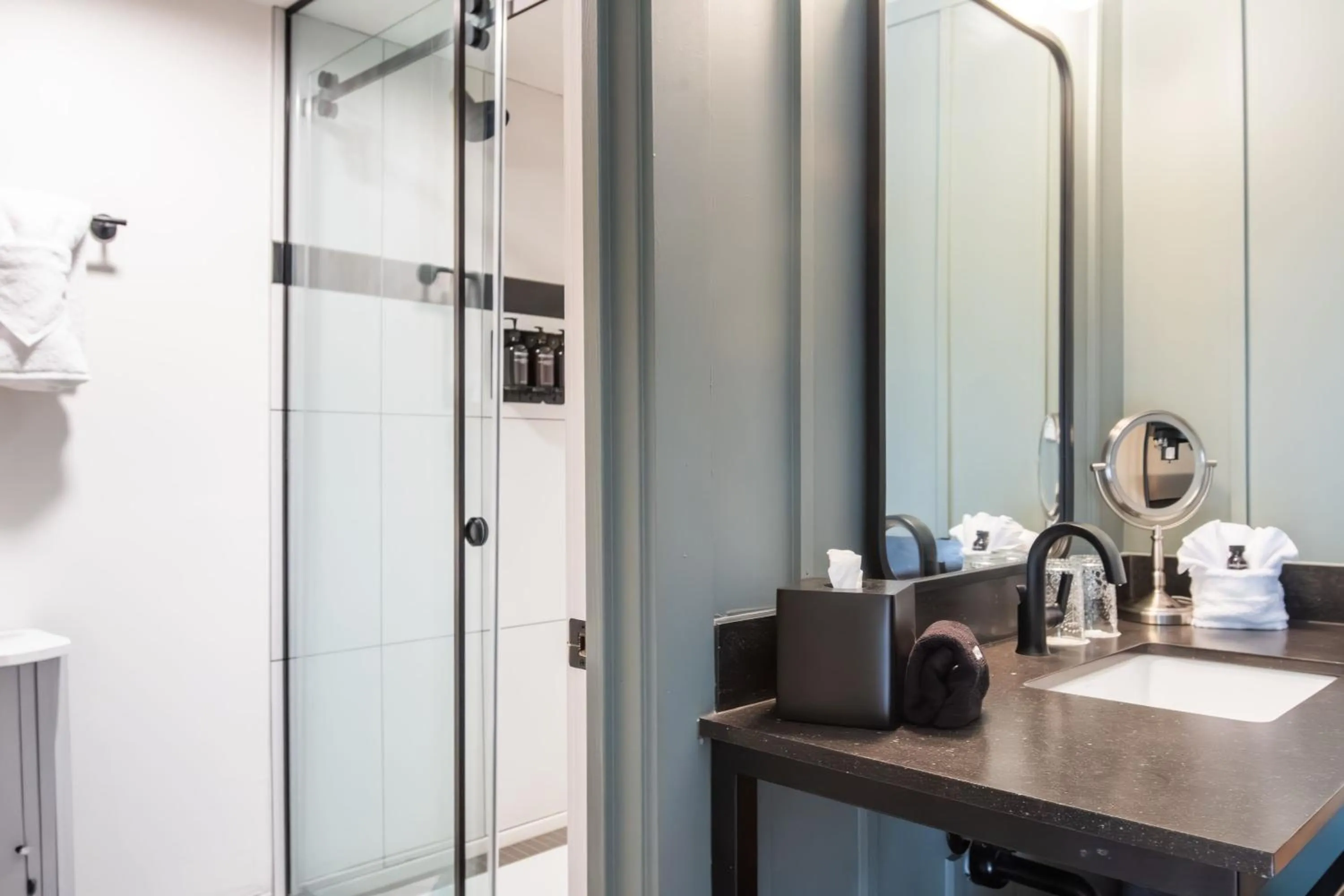 Shower in Historic Rocky Waters Inn, A Small Luxury Hotel
