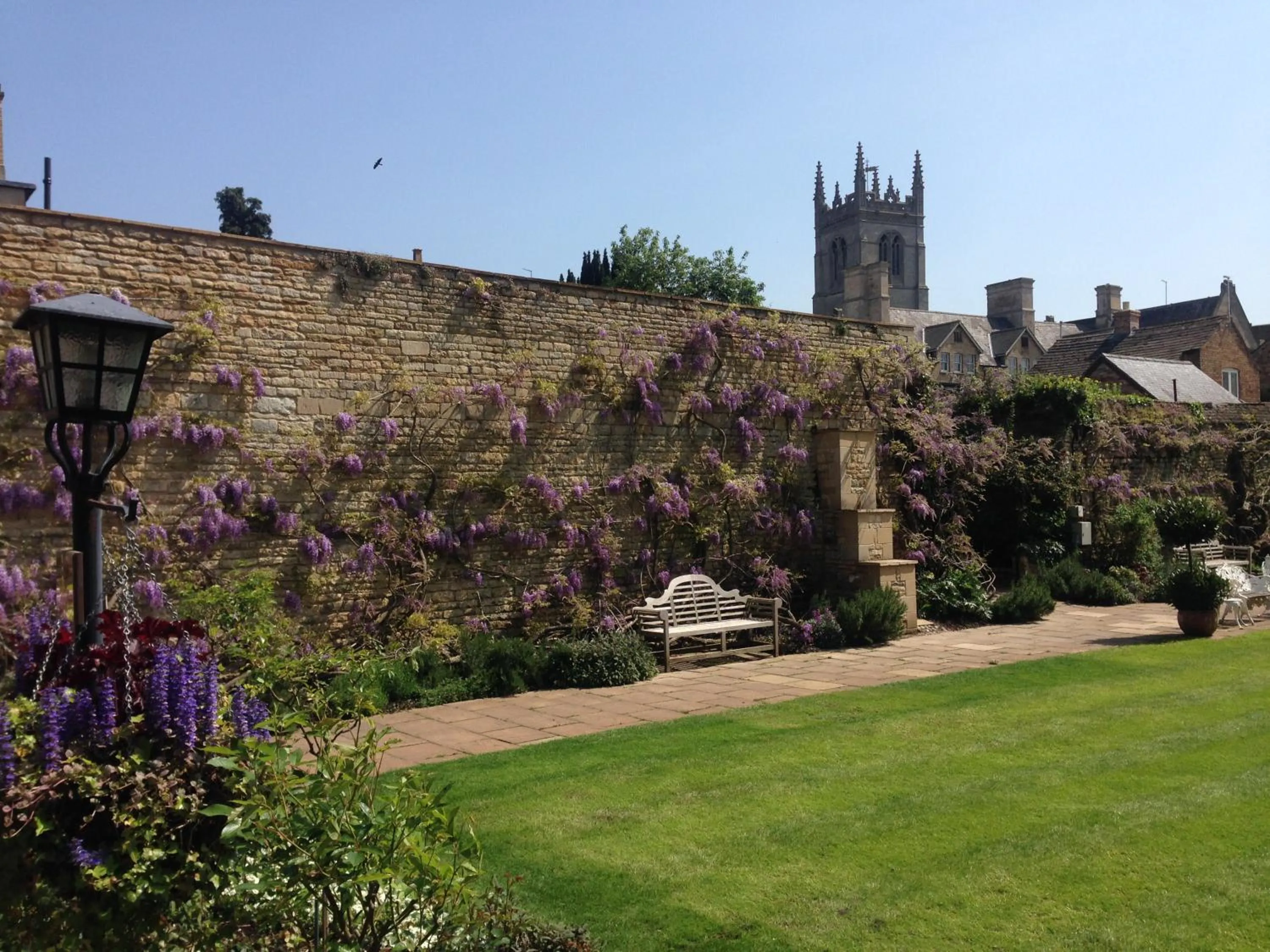 Garden in The George Hotel of Stamford