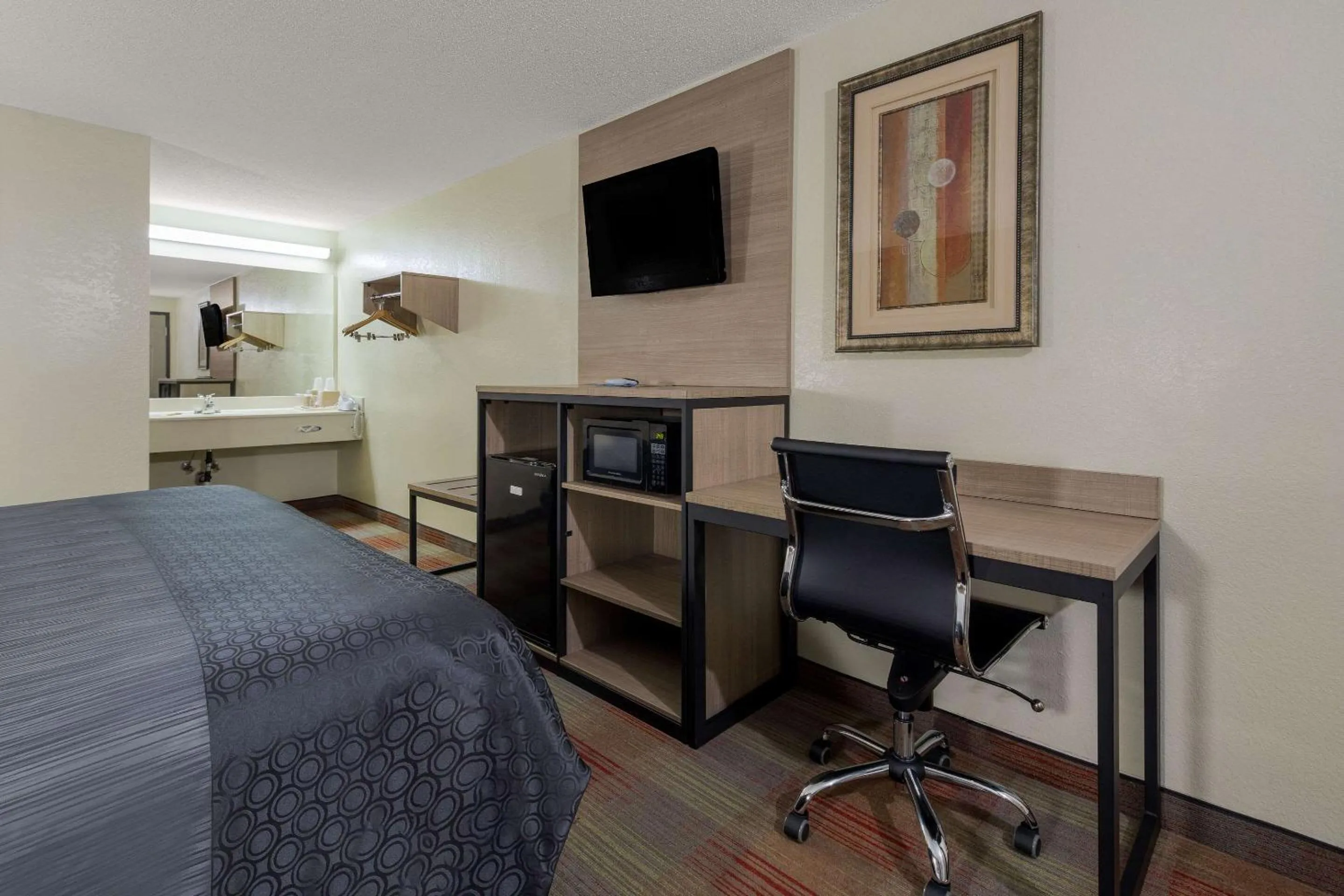 Bedroom, Bed in Rodeway Inn Ardmore I-65