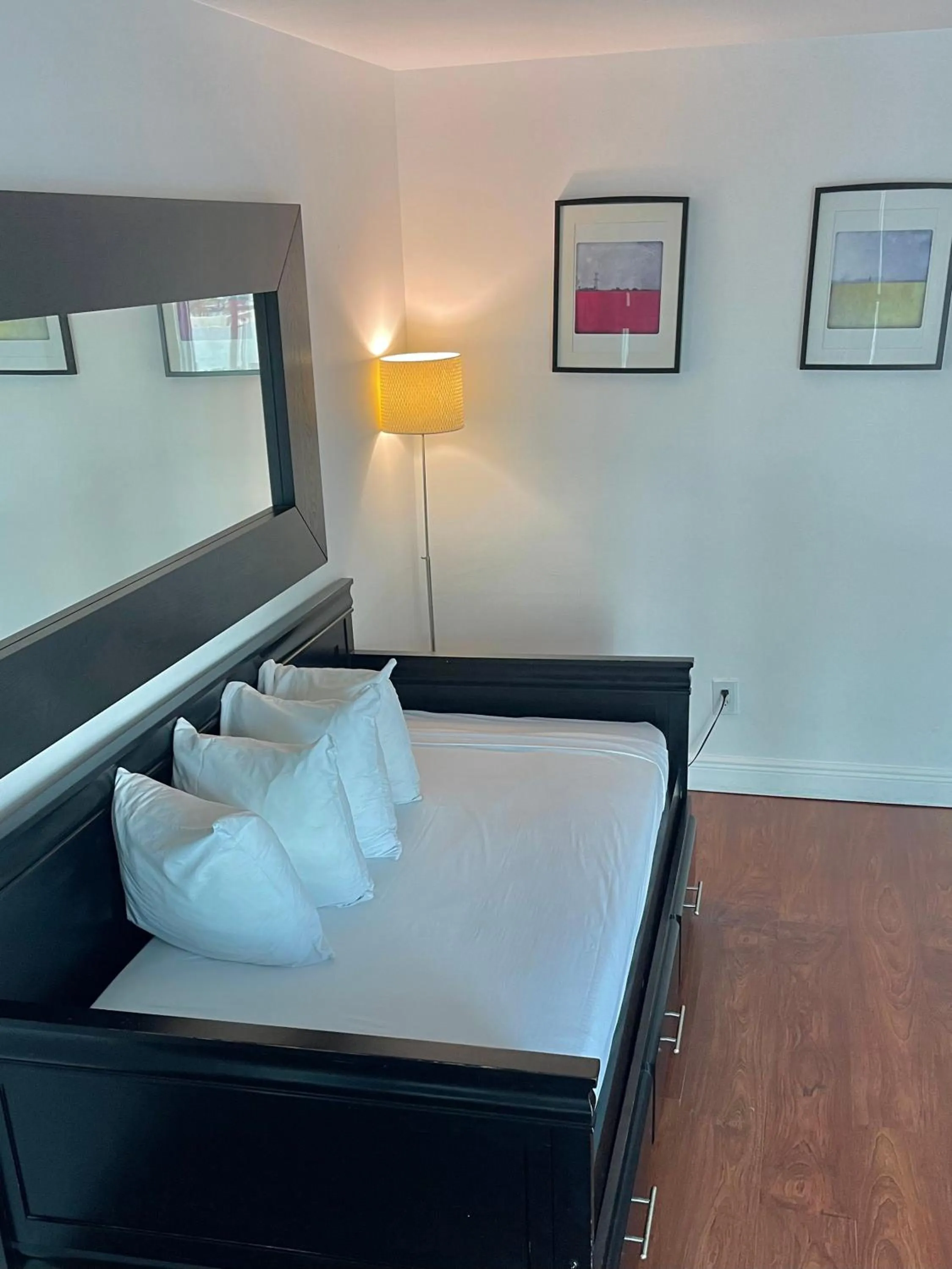 Bed in New Point Miami Beach Apartments