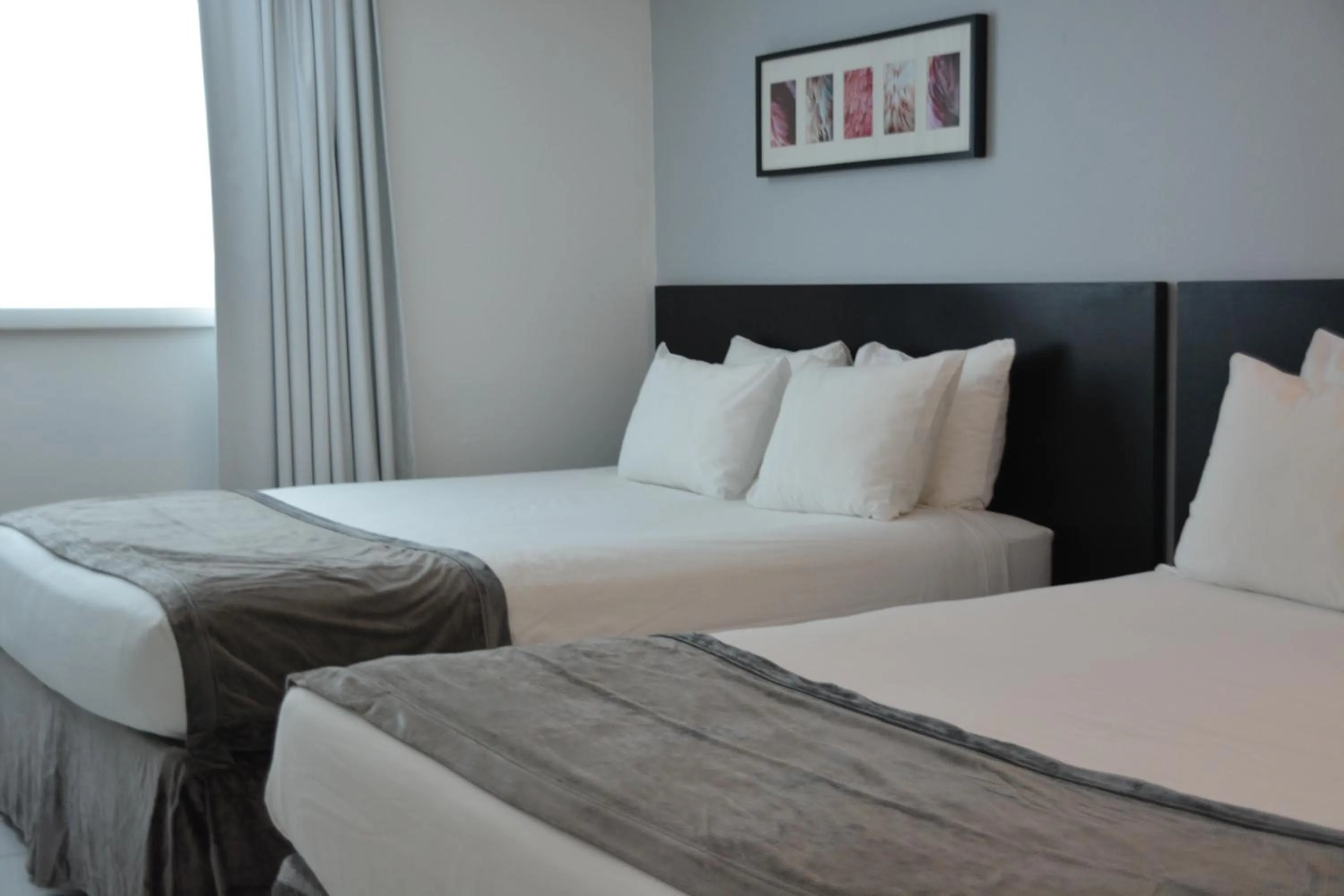 Bed in New Point Miami Beach Apartments