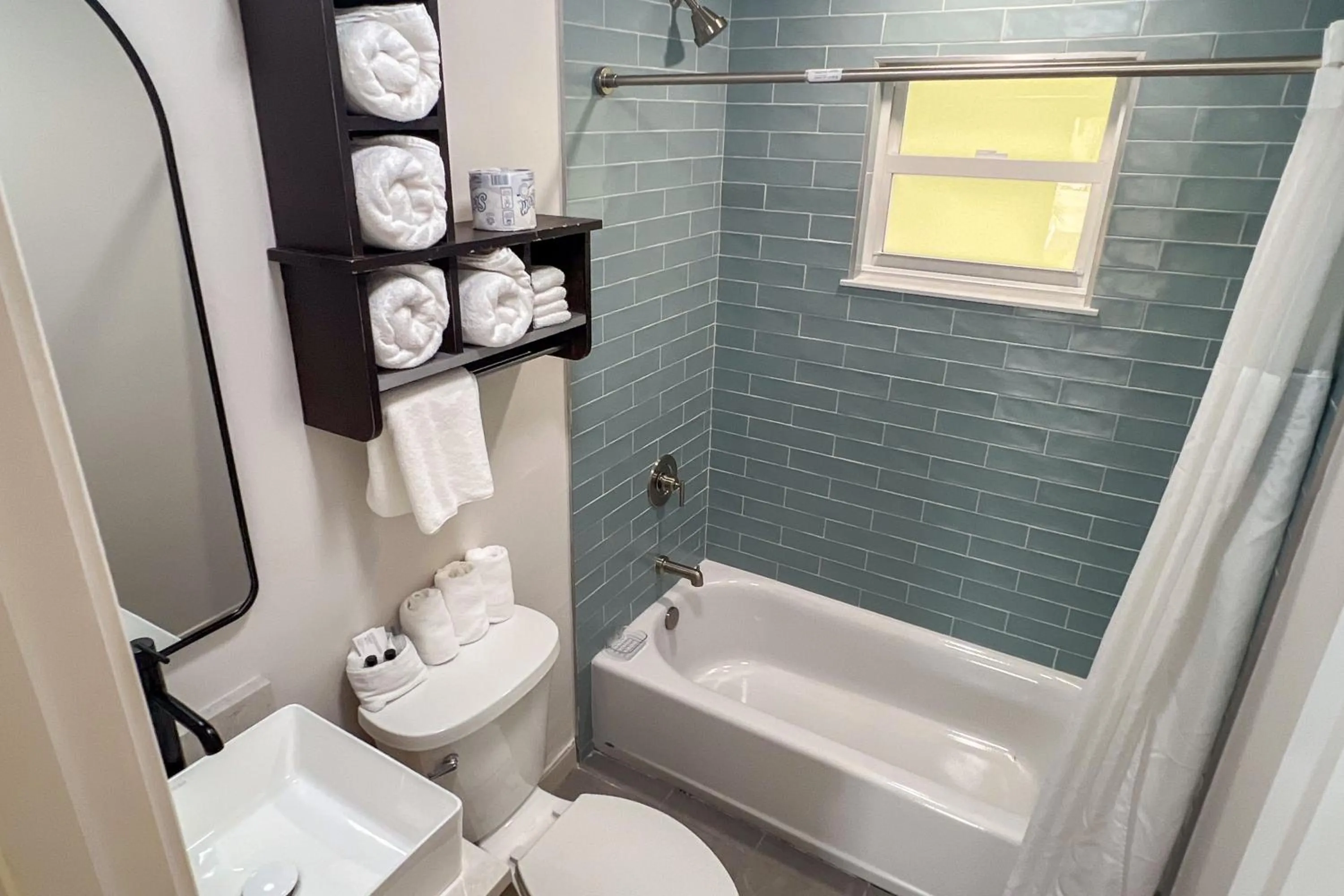 Bathroom in Marco Island Lakeside Inn