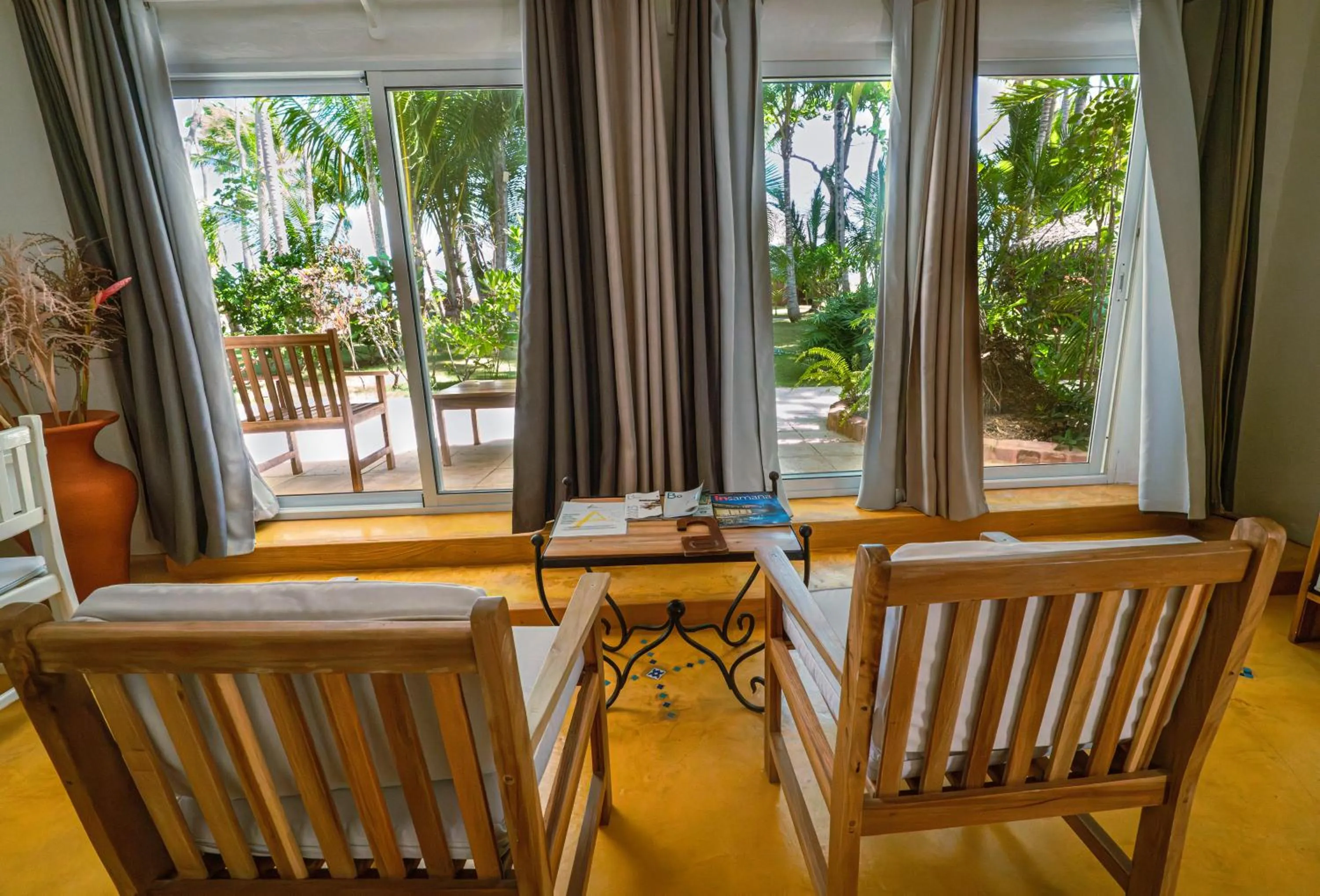 Patio in Hotel Atlantis