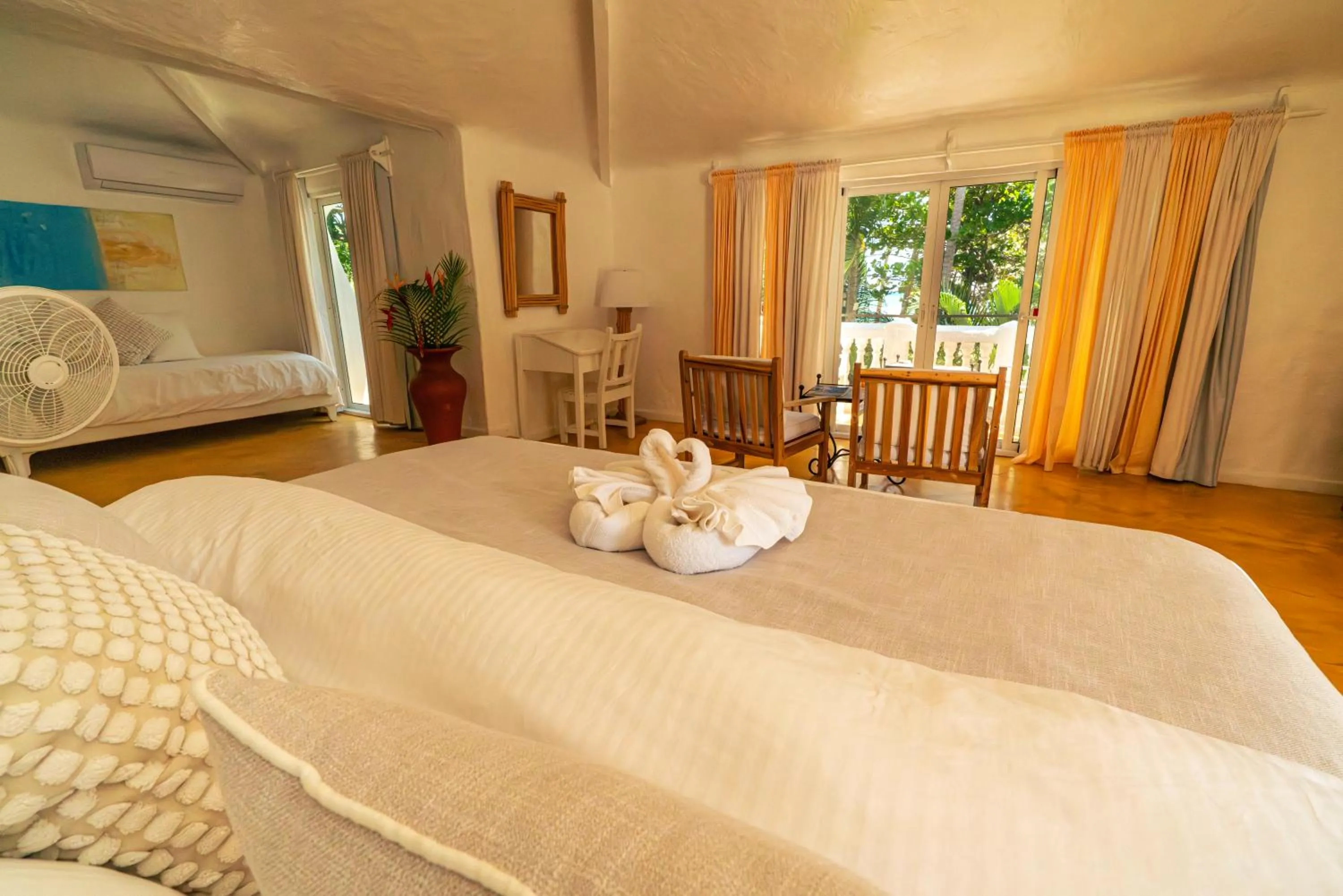 Bed in Hotel Atlantis