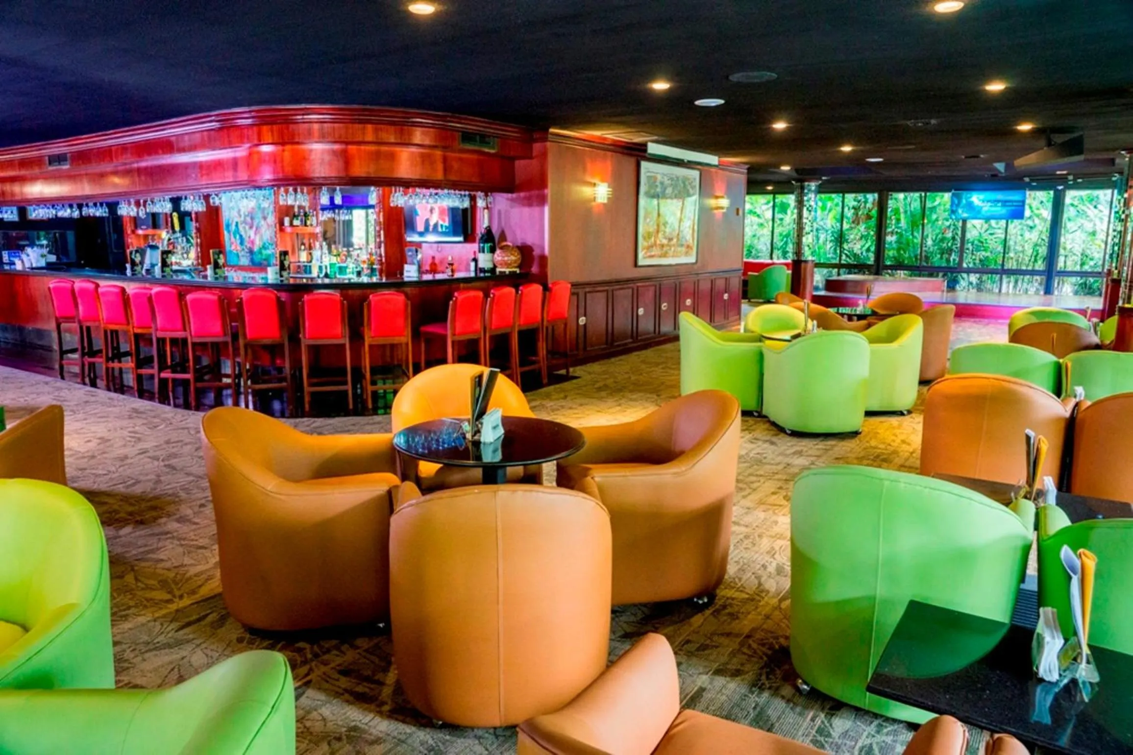 Restaurant/places to eat in Barceló San José