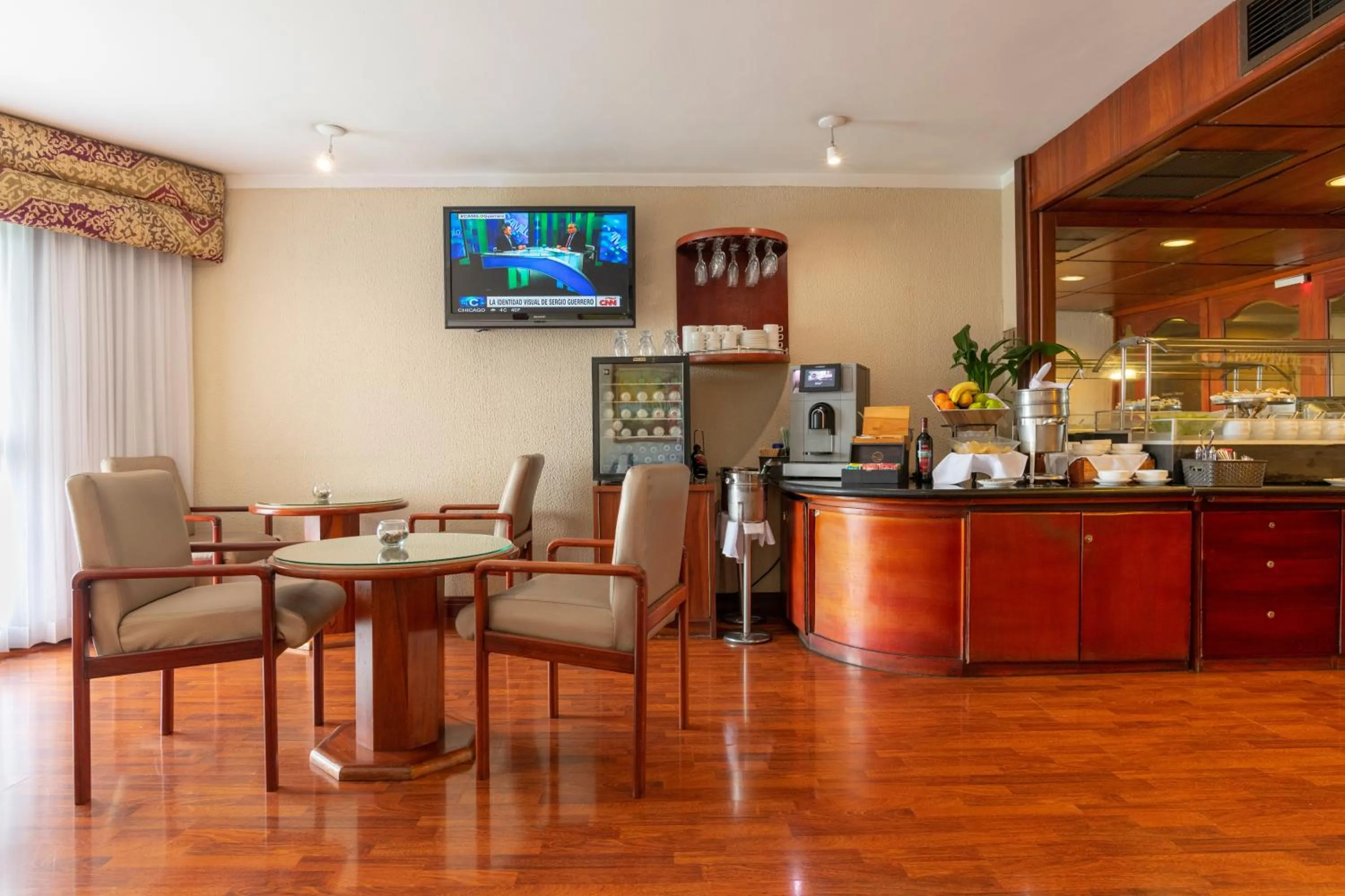 Coffee/tea facilities in Barceló San José