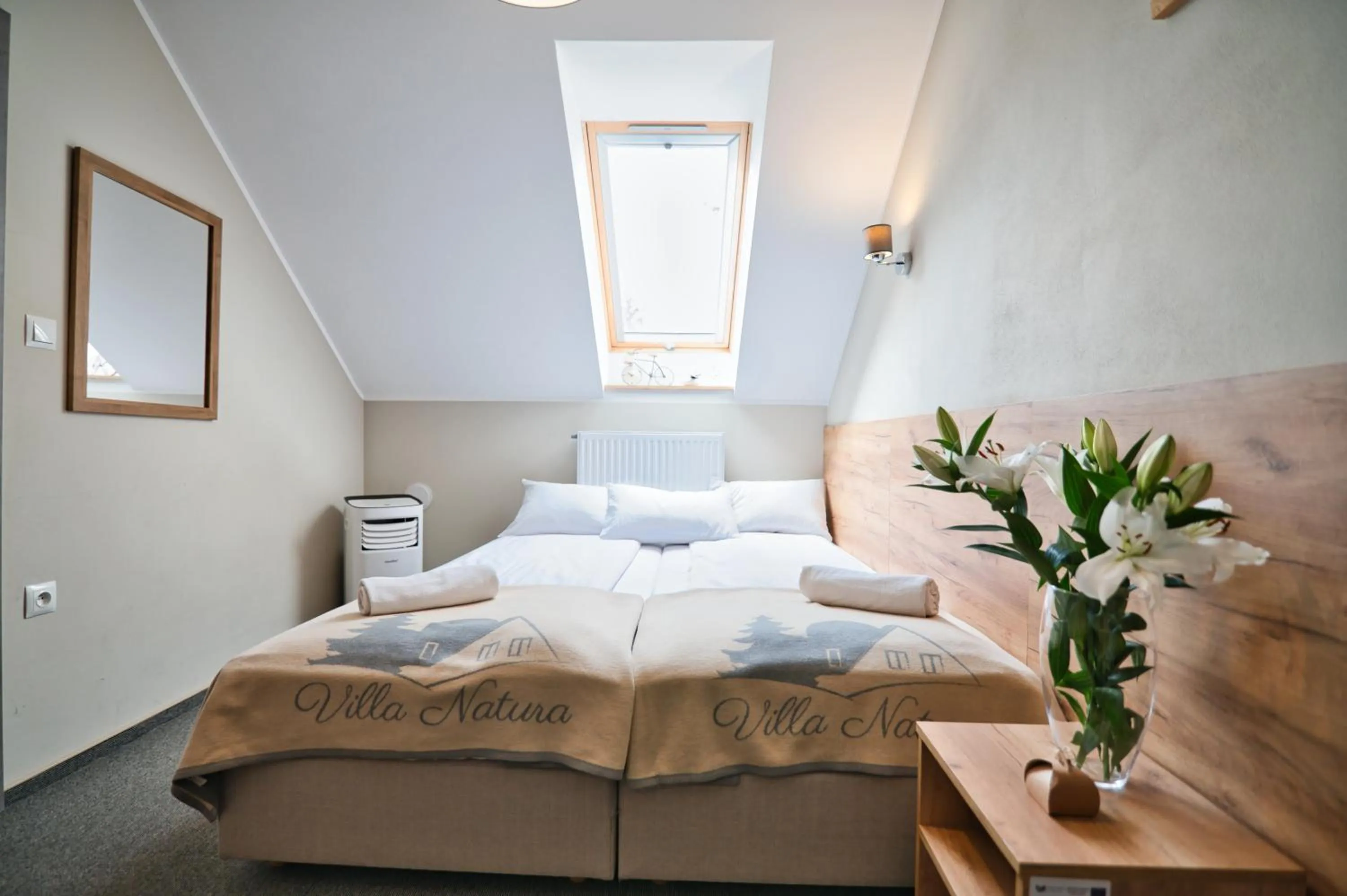 Bed in Villa Natura Zator Przeciszów