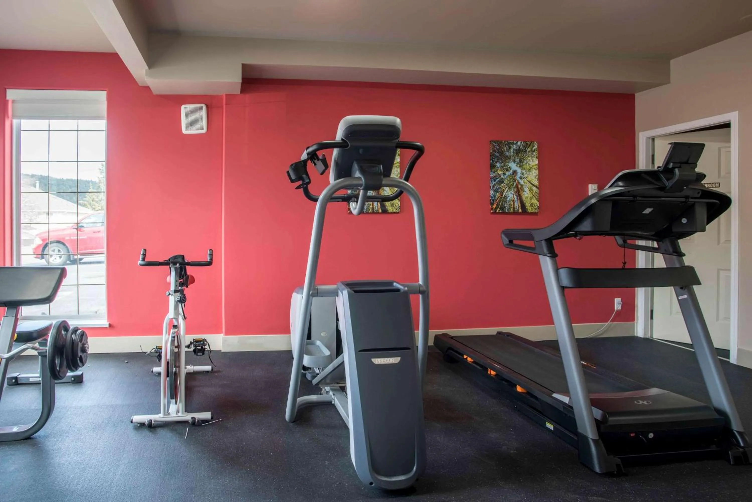 Fitness centre/facilities in Ramada Limited 100 Mile House
