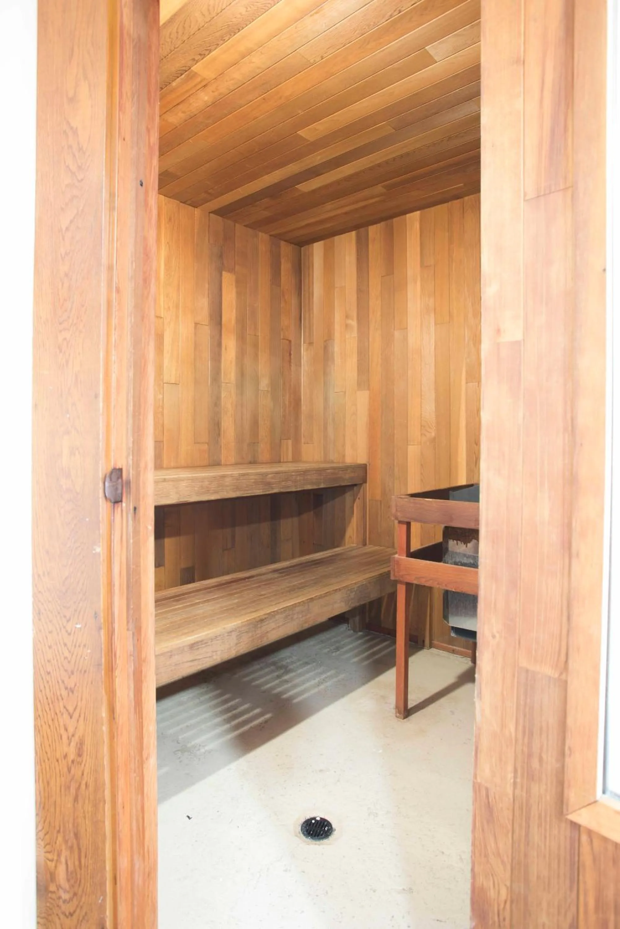 Sauna in Ramada Limited 100 Mile House