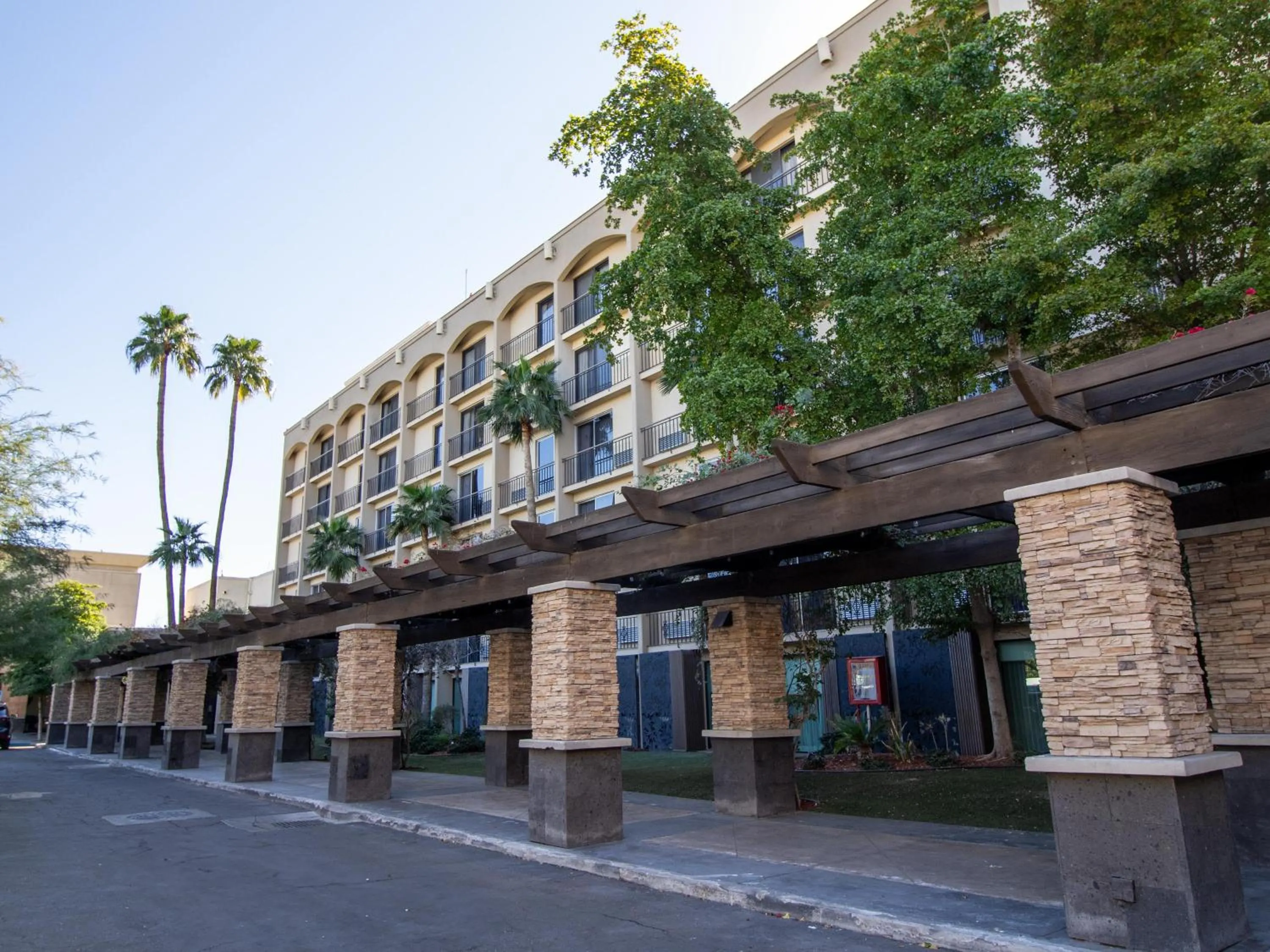 Property building in Hotel Araiza Mexicali