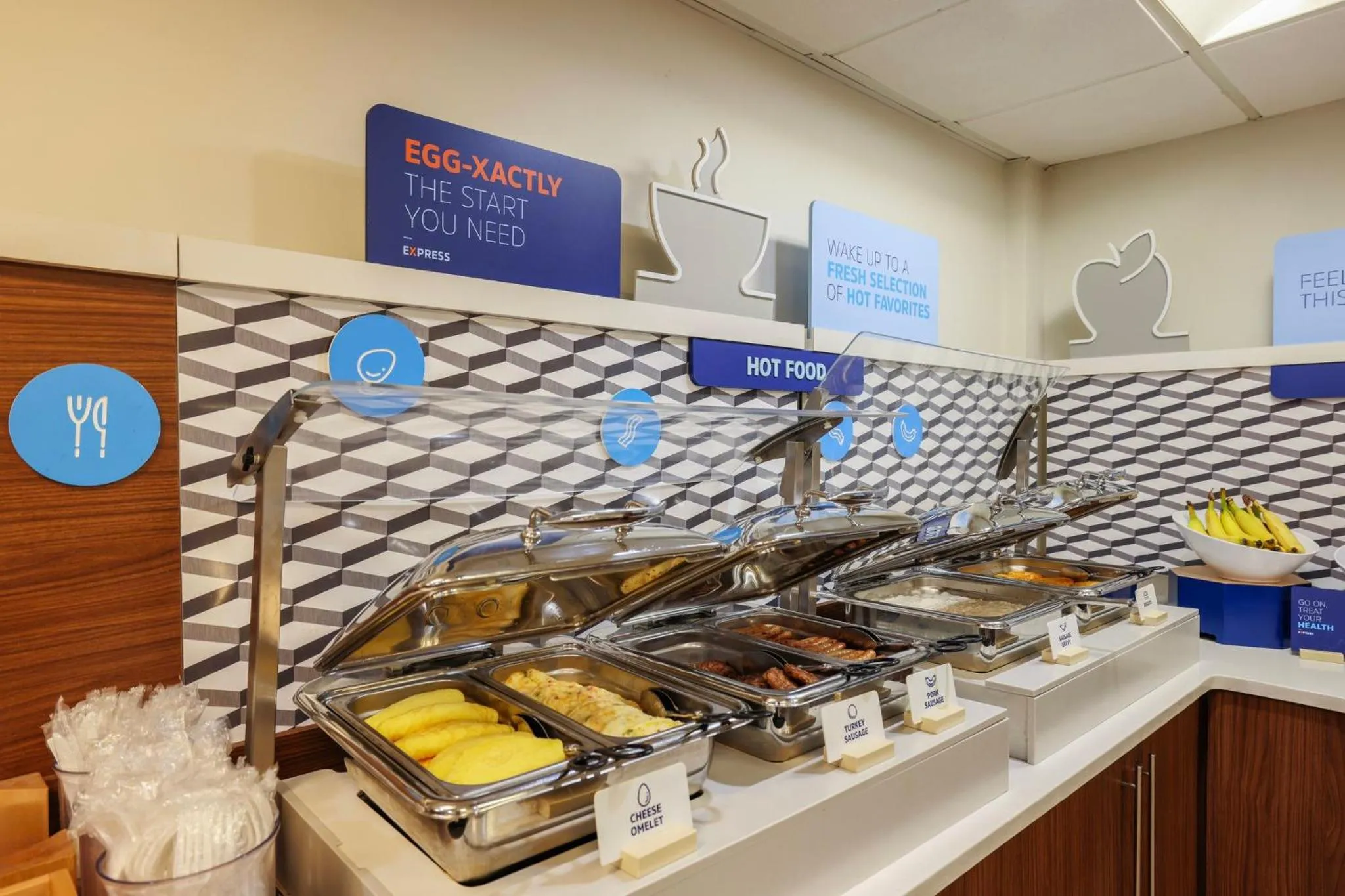 Breakfast in Holiday Inn Express Burlington by IHG