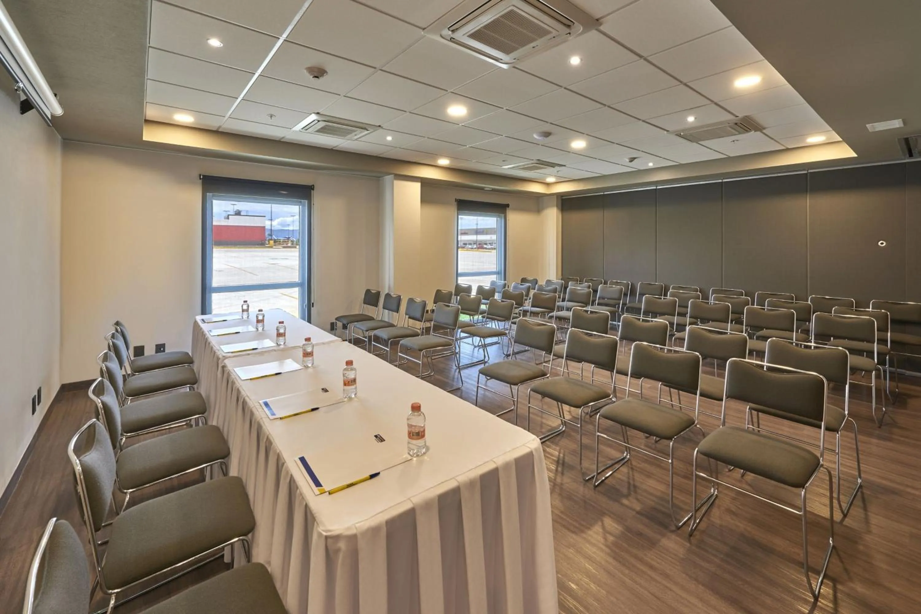 Meeting/conference room in City Express by Marriott Comitán