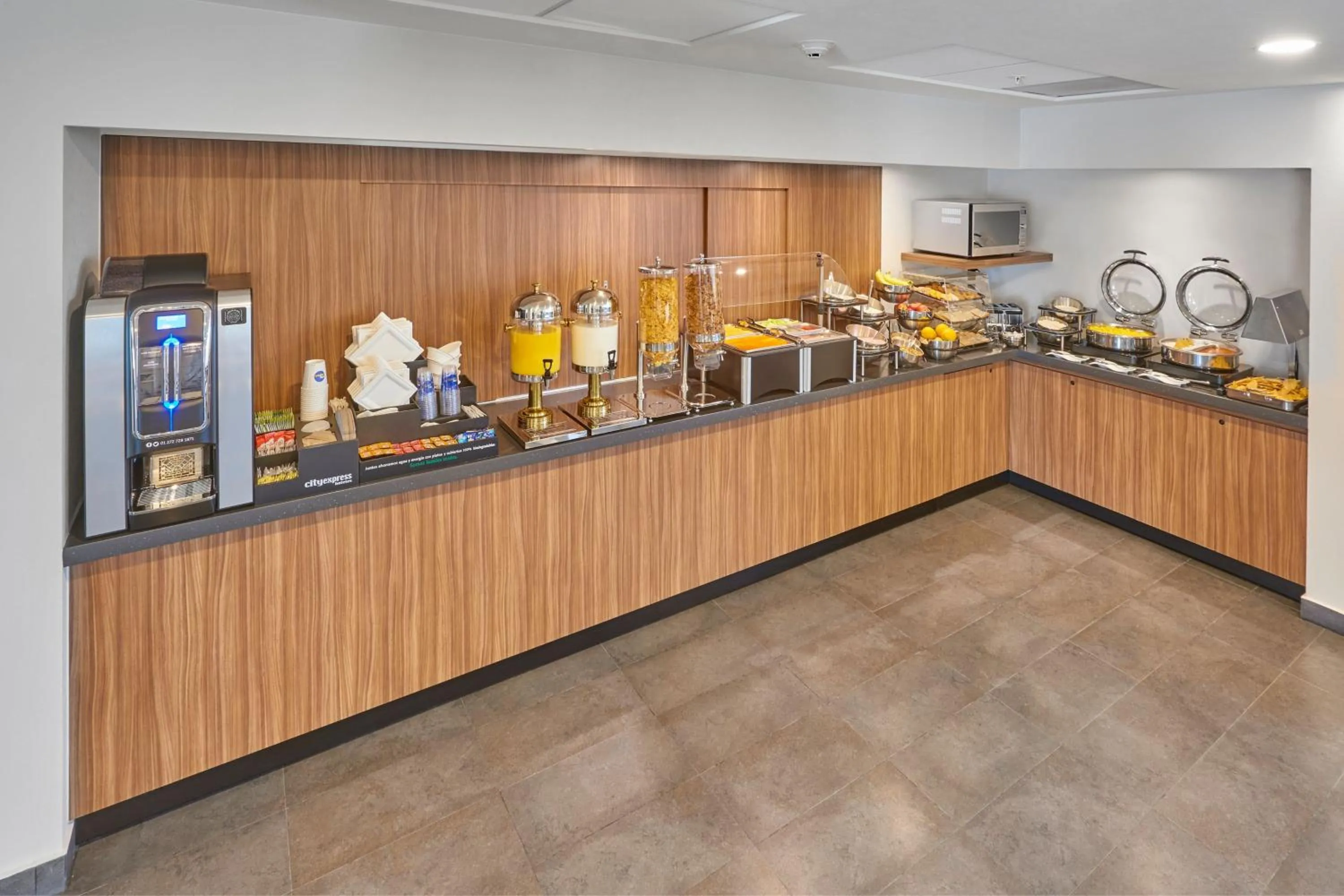 Breakfast in City Express by Marriott Comitán