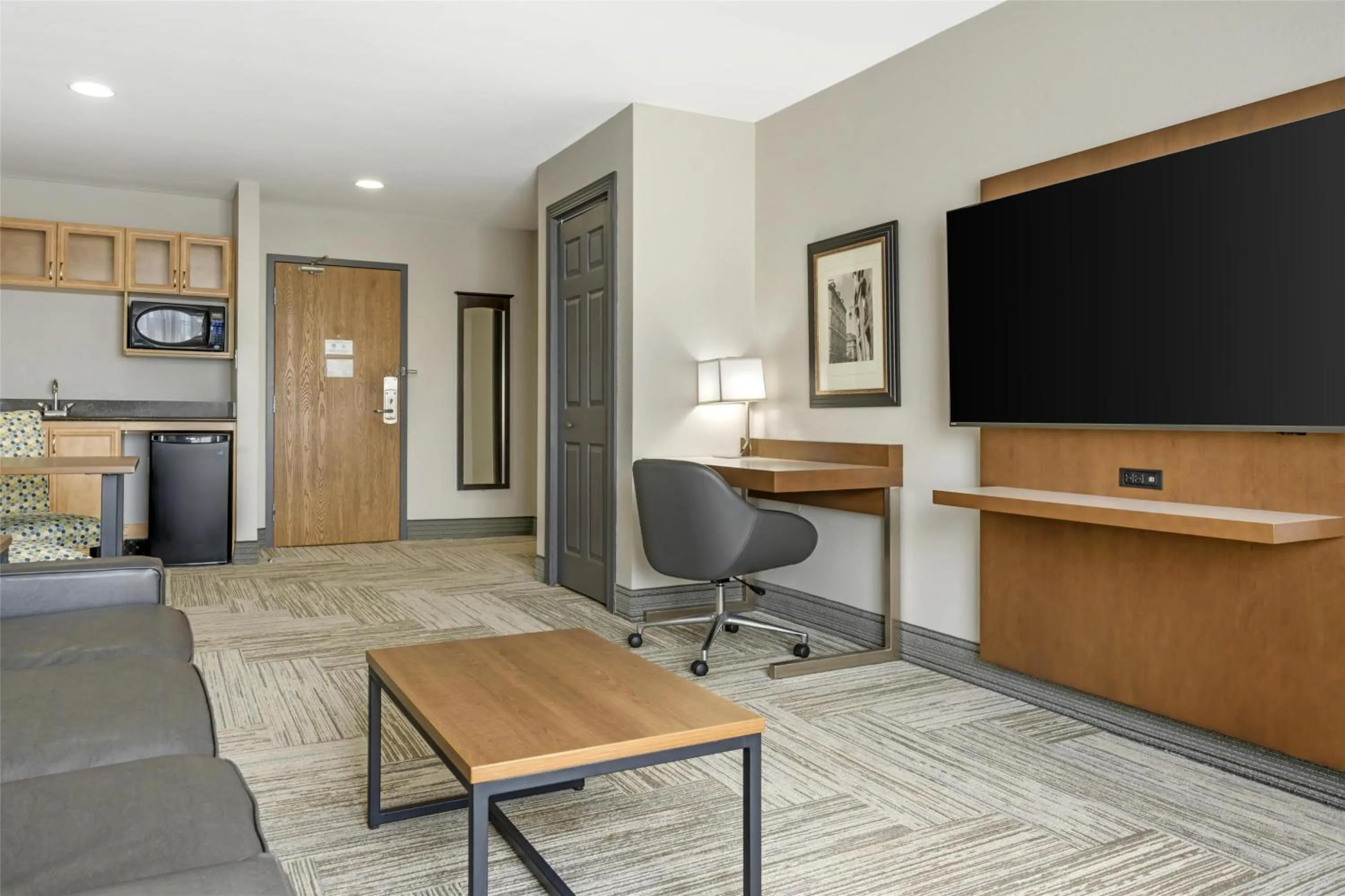 Bedroom in Best Western Plus Woodstock Hotel Conference Centre