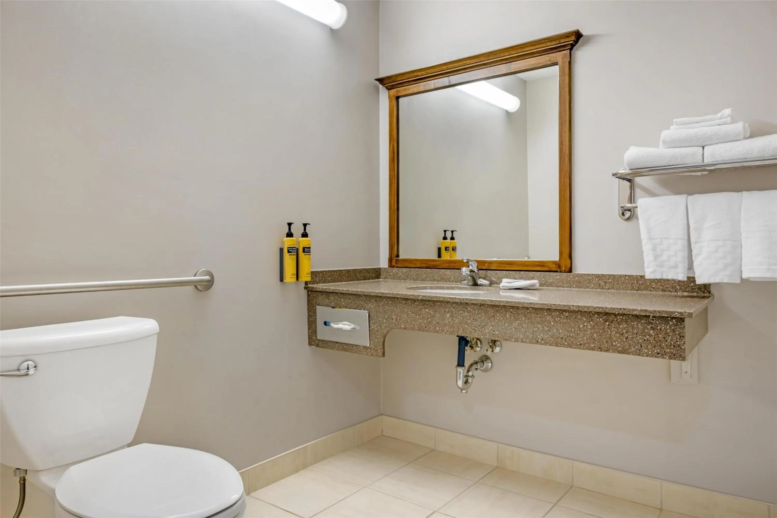 Bathroom in Best Western Plus Woodstock Hotel Conference Centre