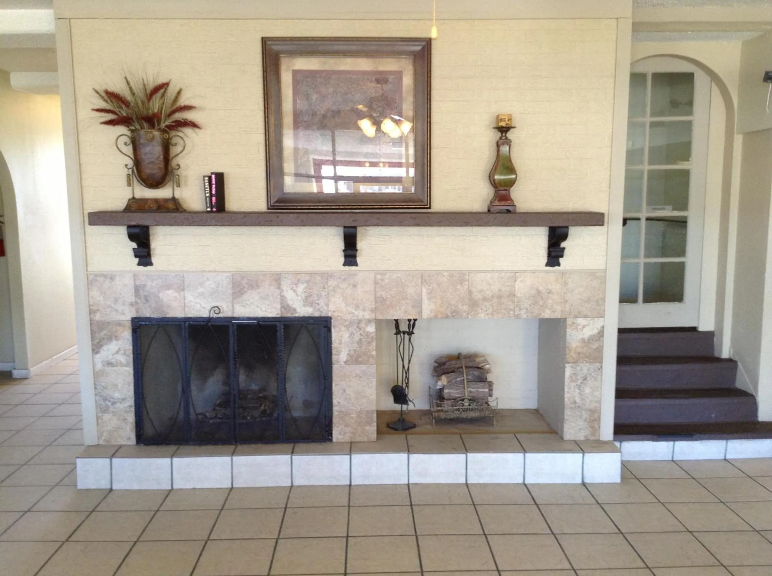 Lobby or reception in Days Inn by Wyndham Santa Fe New Mexico