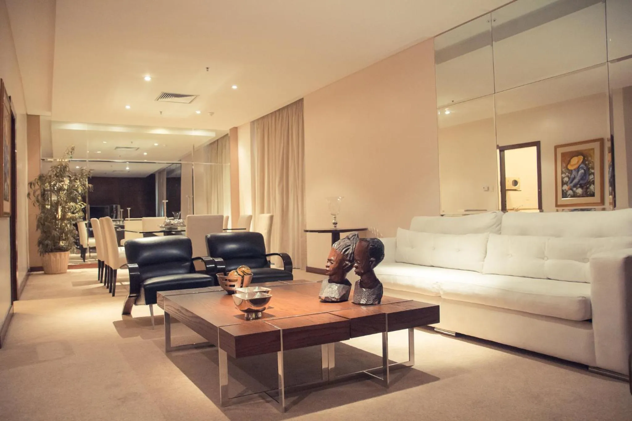 Photo of the whole room in Crowne Plaza Asunción by IHG