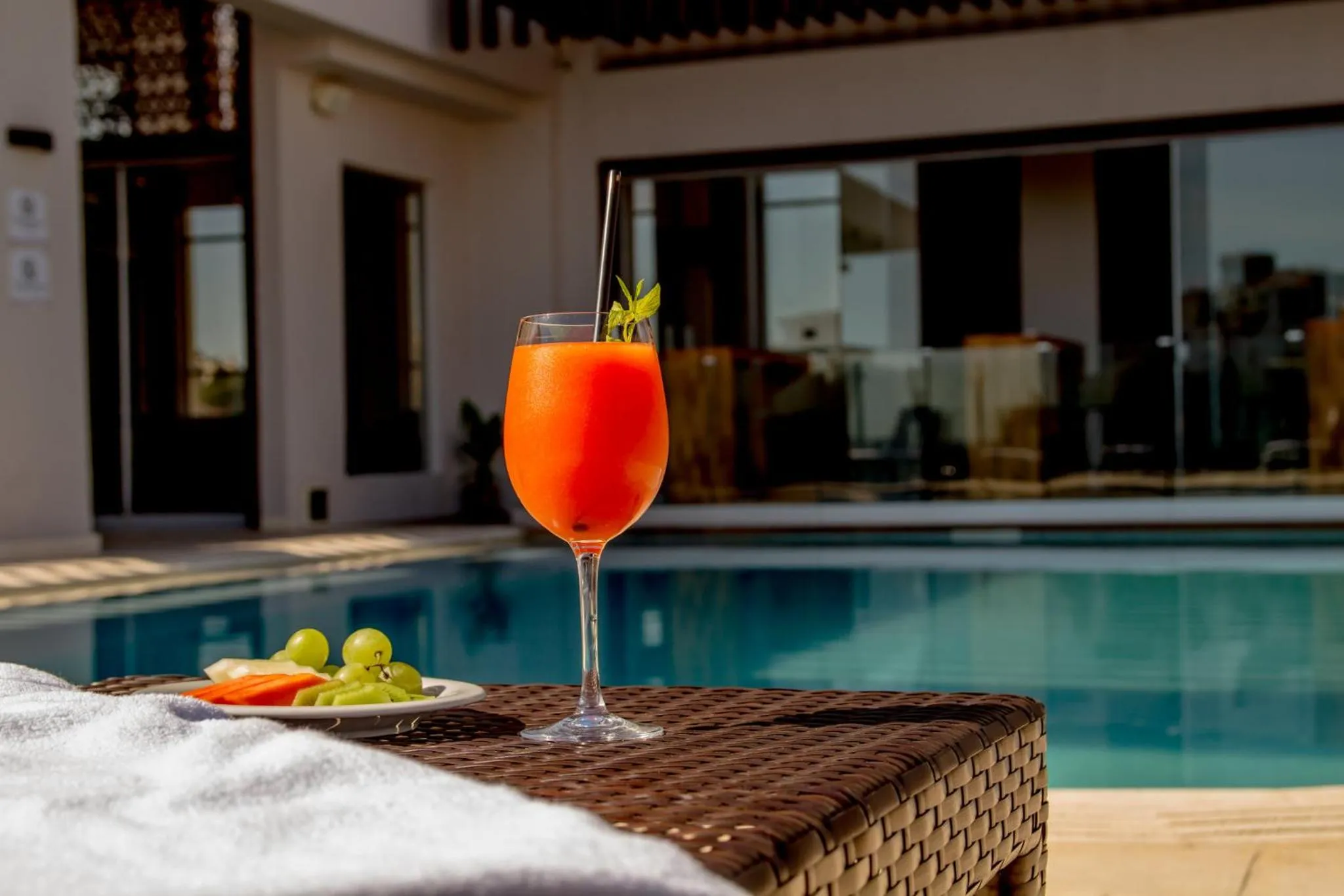 Swimming pool in Crowne Plaza Asunción by IHG