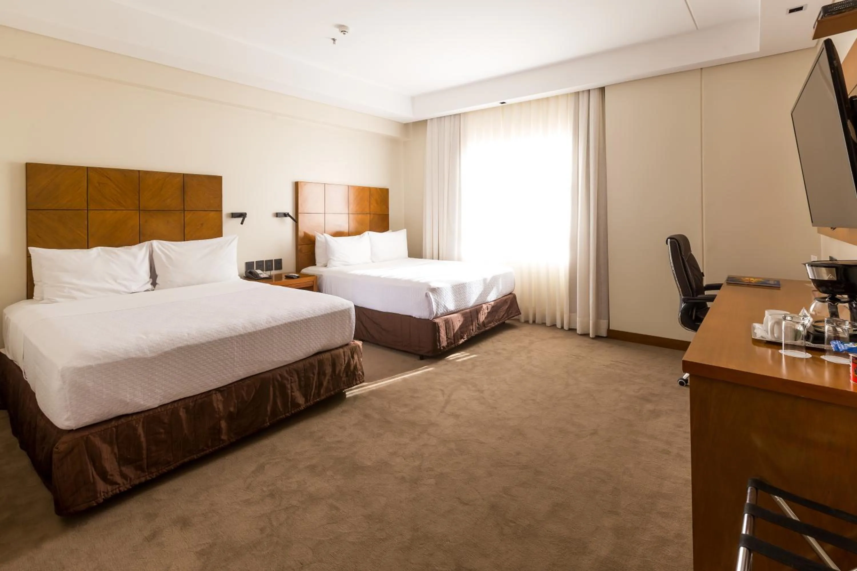 Bed in Crowne Plaza Asunción by IHG