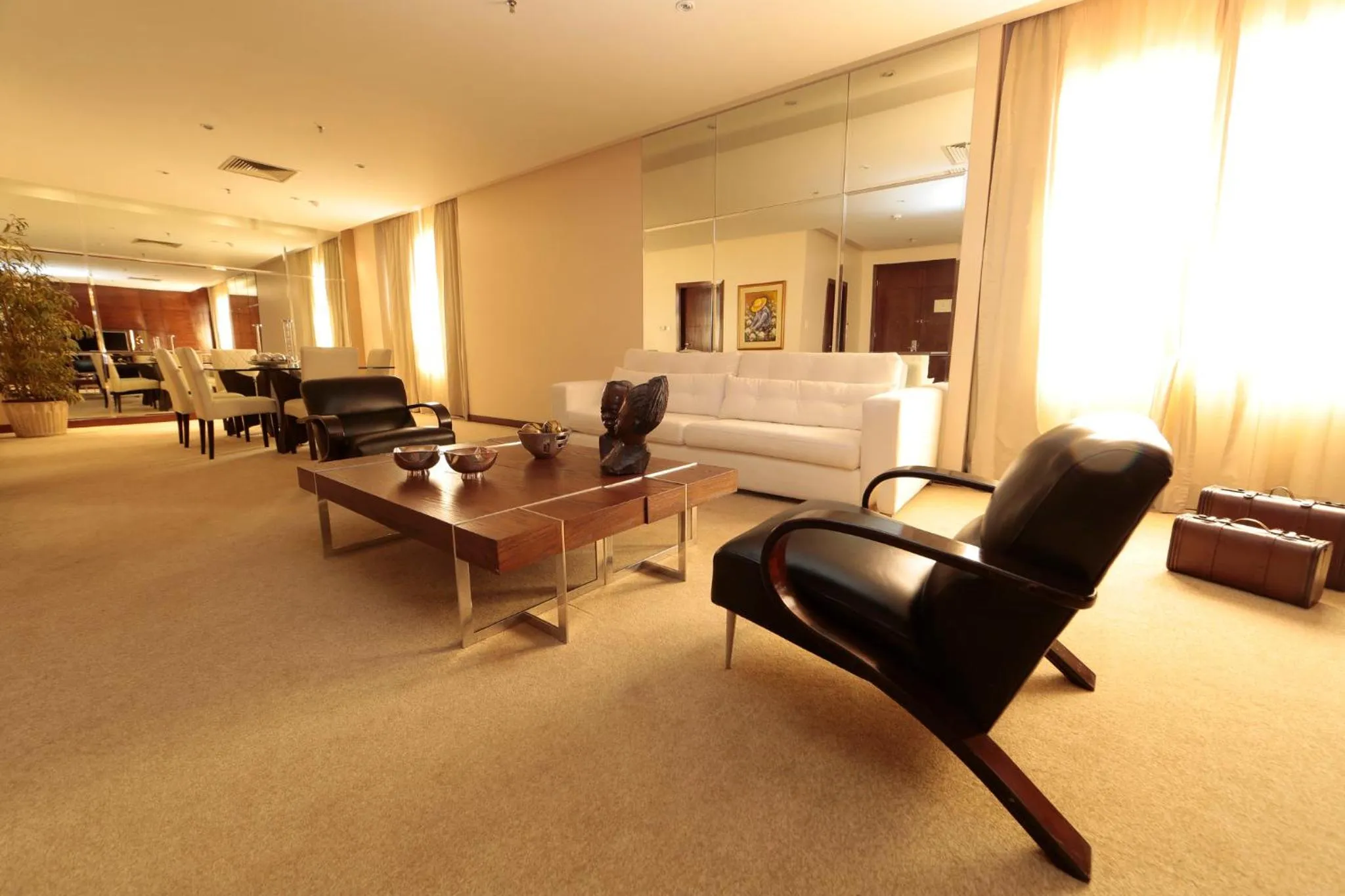 Photo of the whole room in Crowne Plaza Asunción by IHG