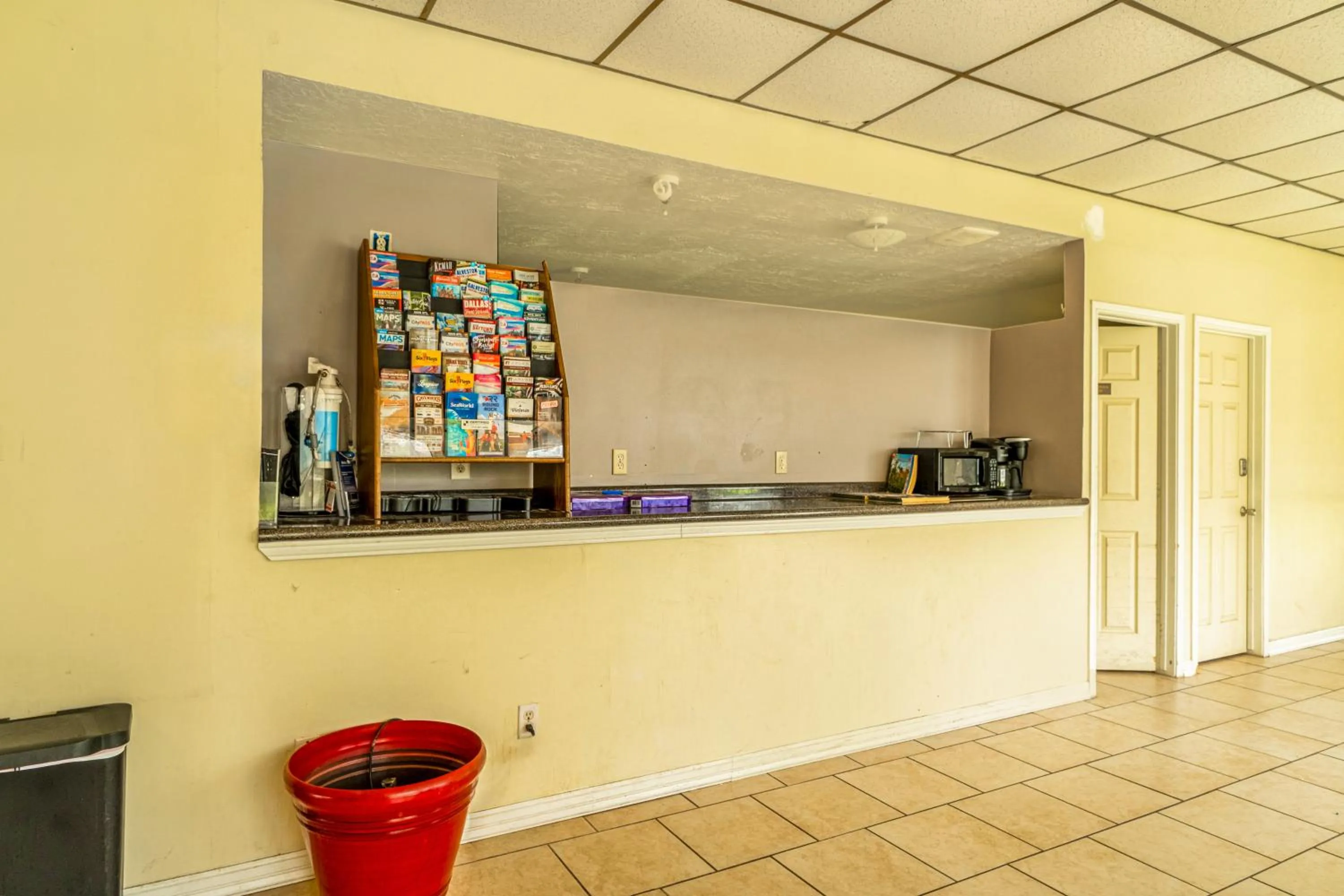 Lobby or reception in Economy Inn By OYO Livingston TX Hwy 59