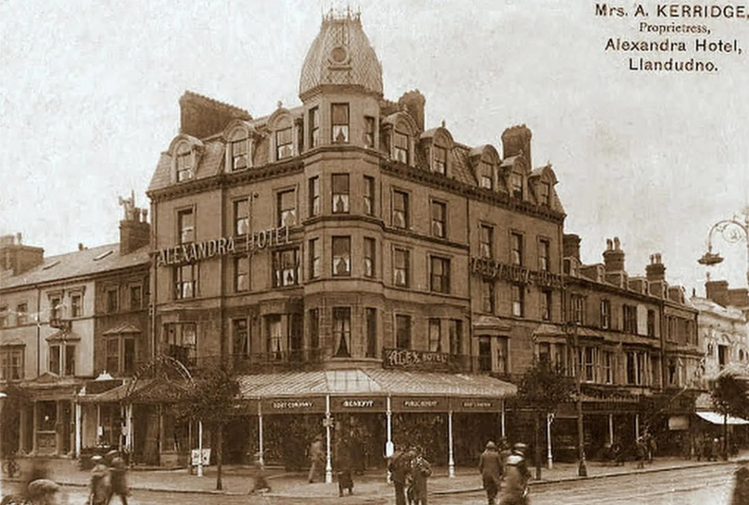 The New Alexandra Hotel