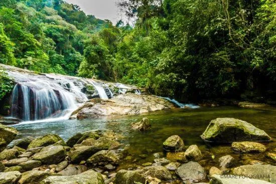 Alegria casa 3 dorms Cond Fechado churrasqueira piscina