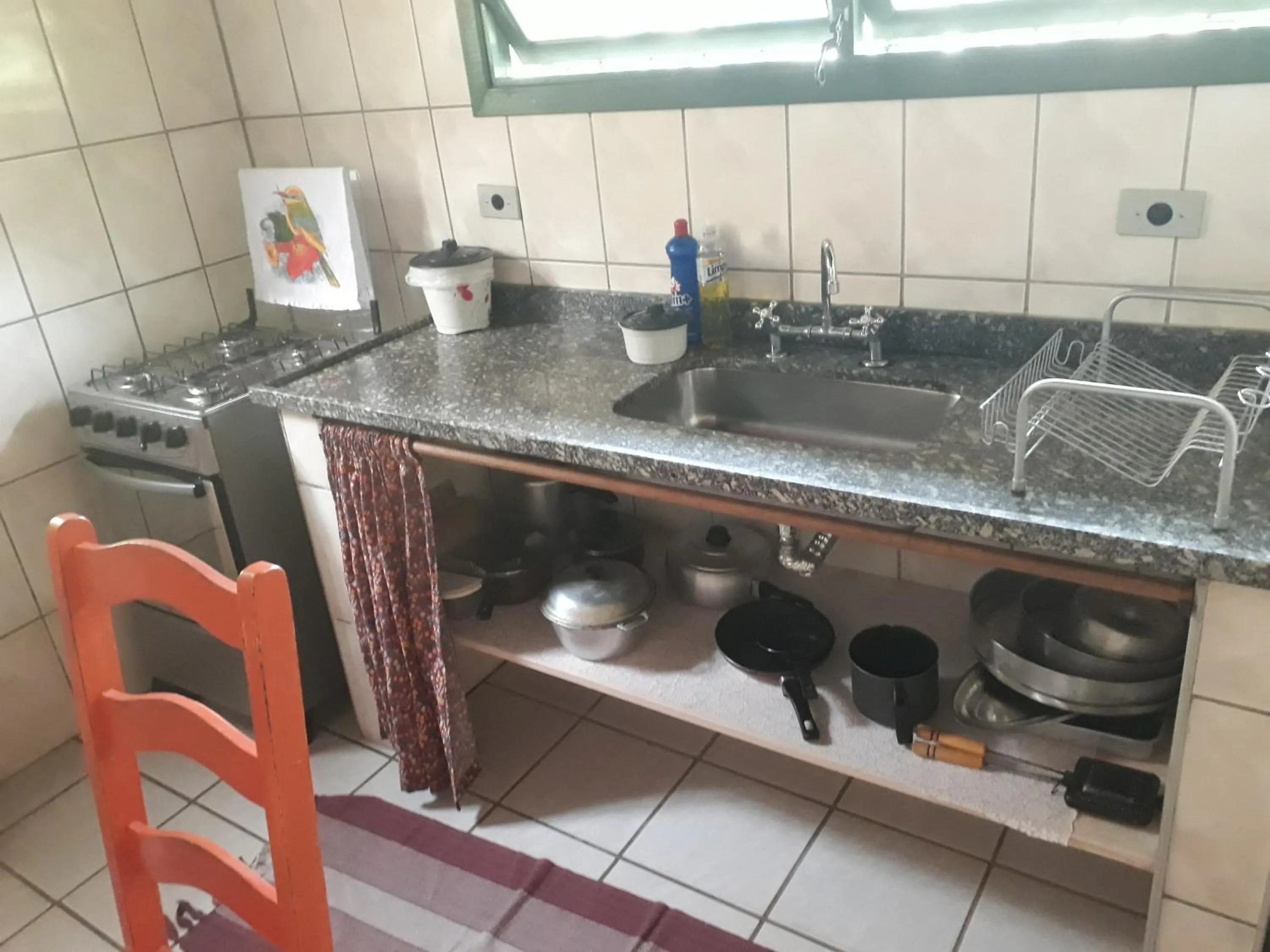 Alegria casa 3 dorms Cond Fechado churrasqueira piscina