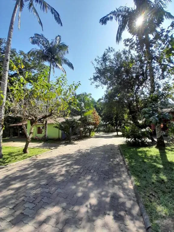 Alegria casa 3 dorms Cond Fechado churrasqueira piscina