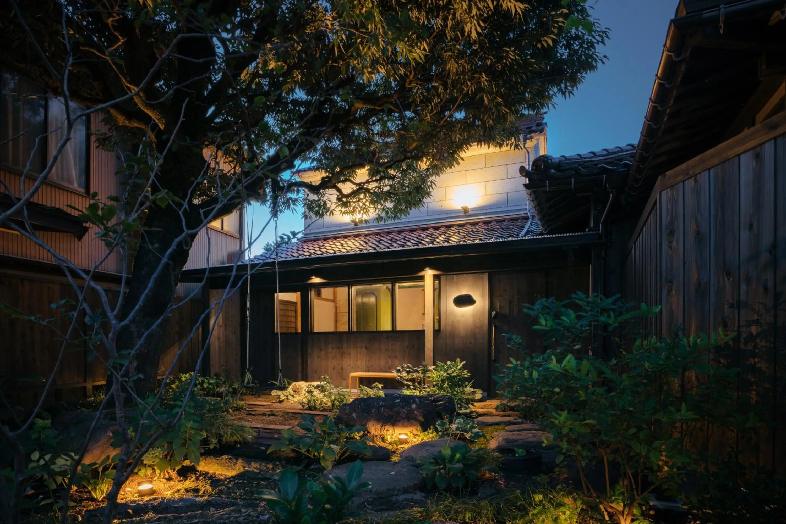 Property building in Bed and Craft