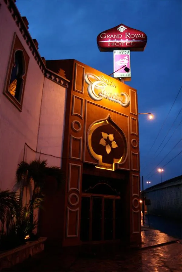 Property building in Grand Royal Tampico