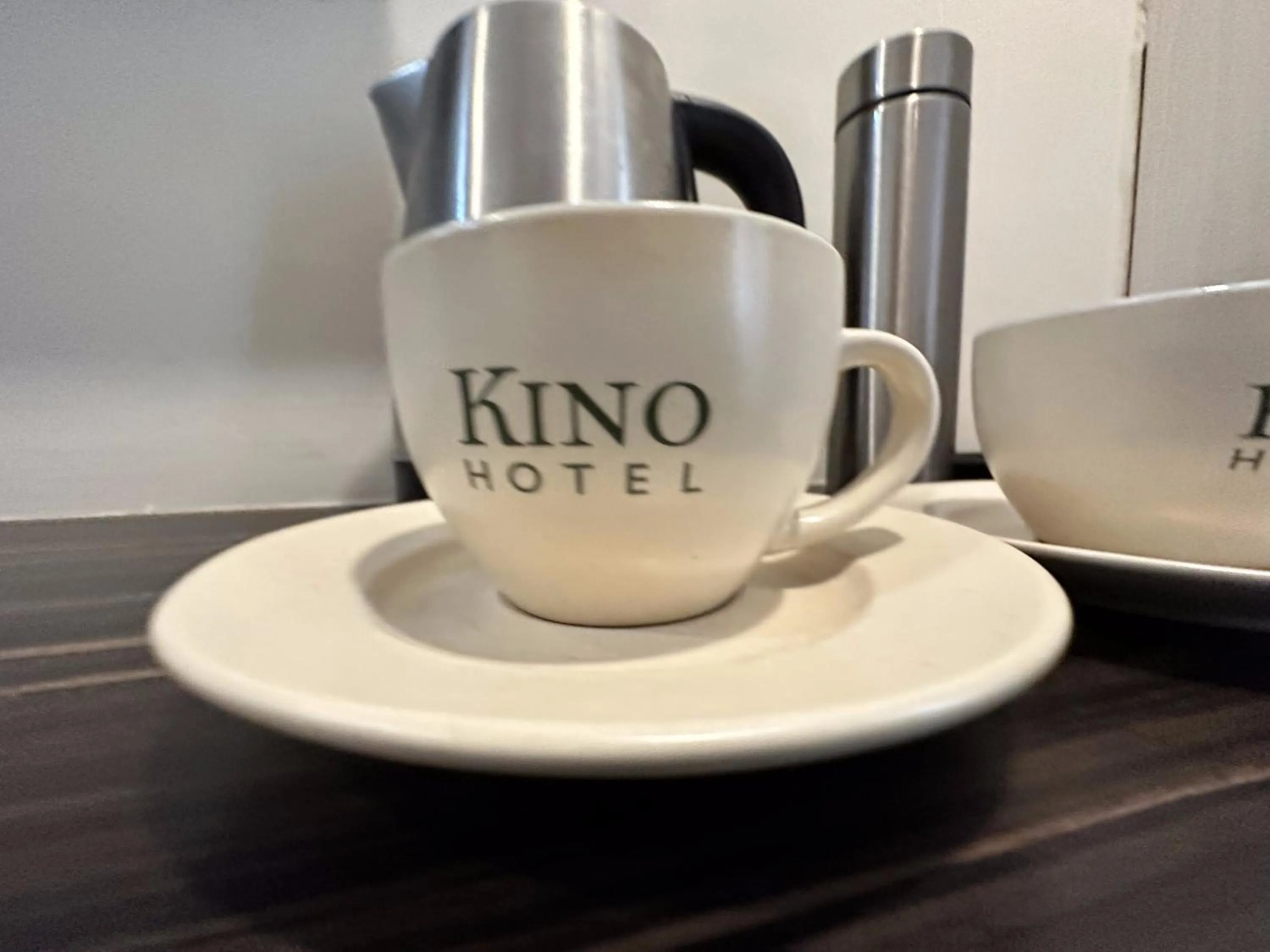 Coffee/tea facilities in Kino Hotel