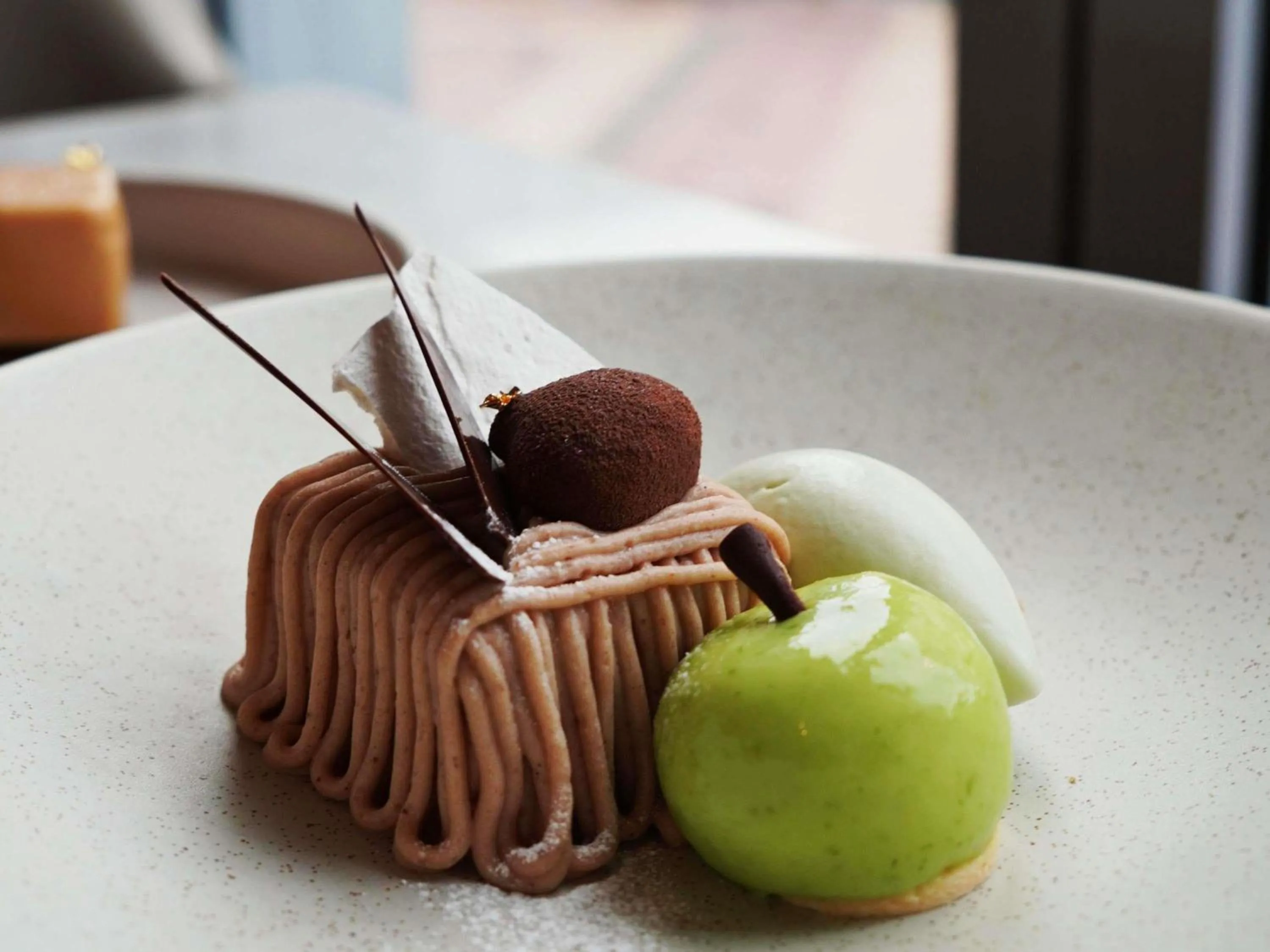 Restaurant/places to eat in Sofitel Auckland Viaduct Harbour