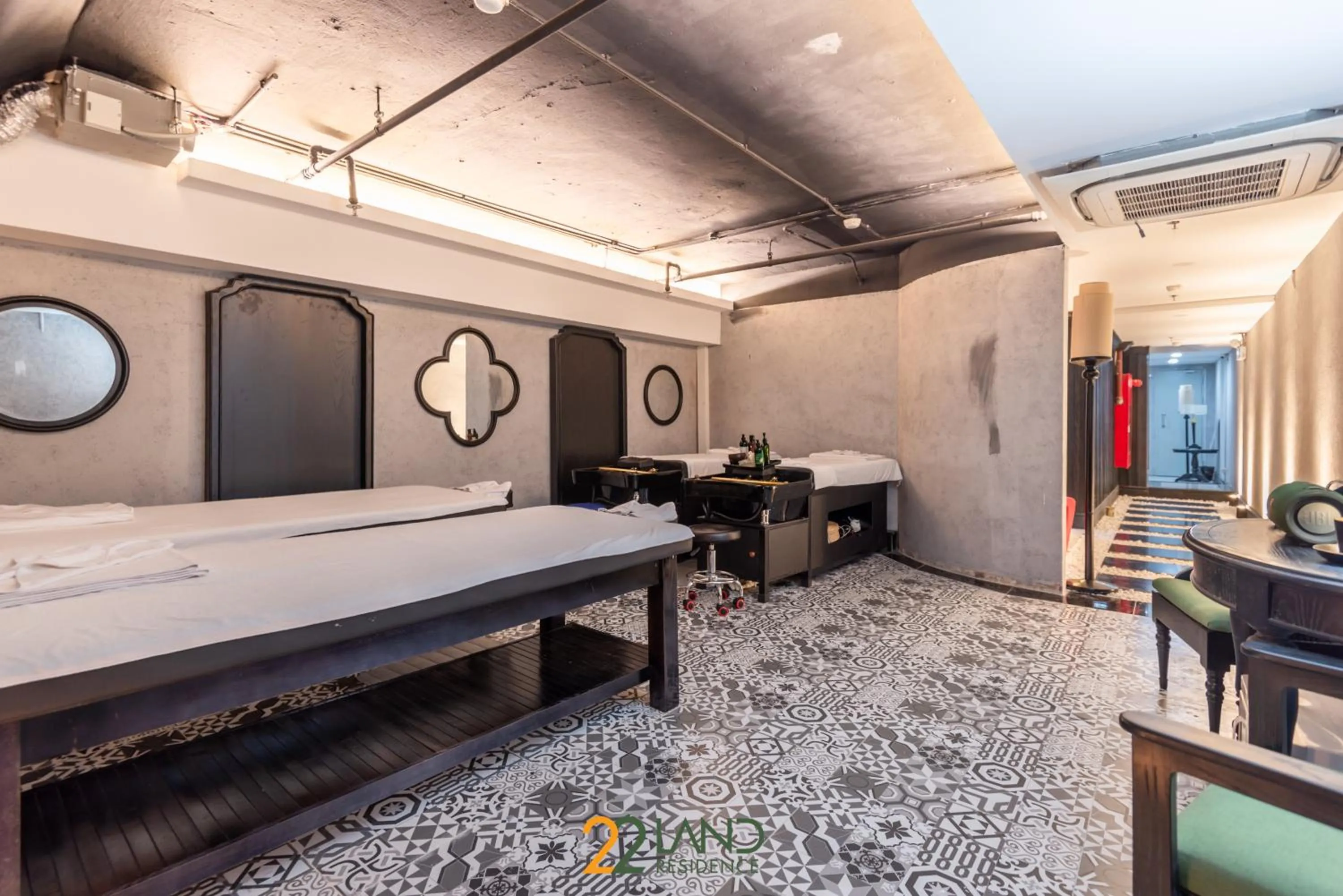 Massage, Bed in 22Land Residence Hotel & Spa 52 Ngo Huyen