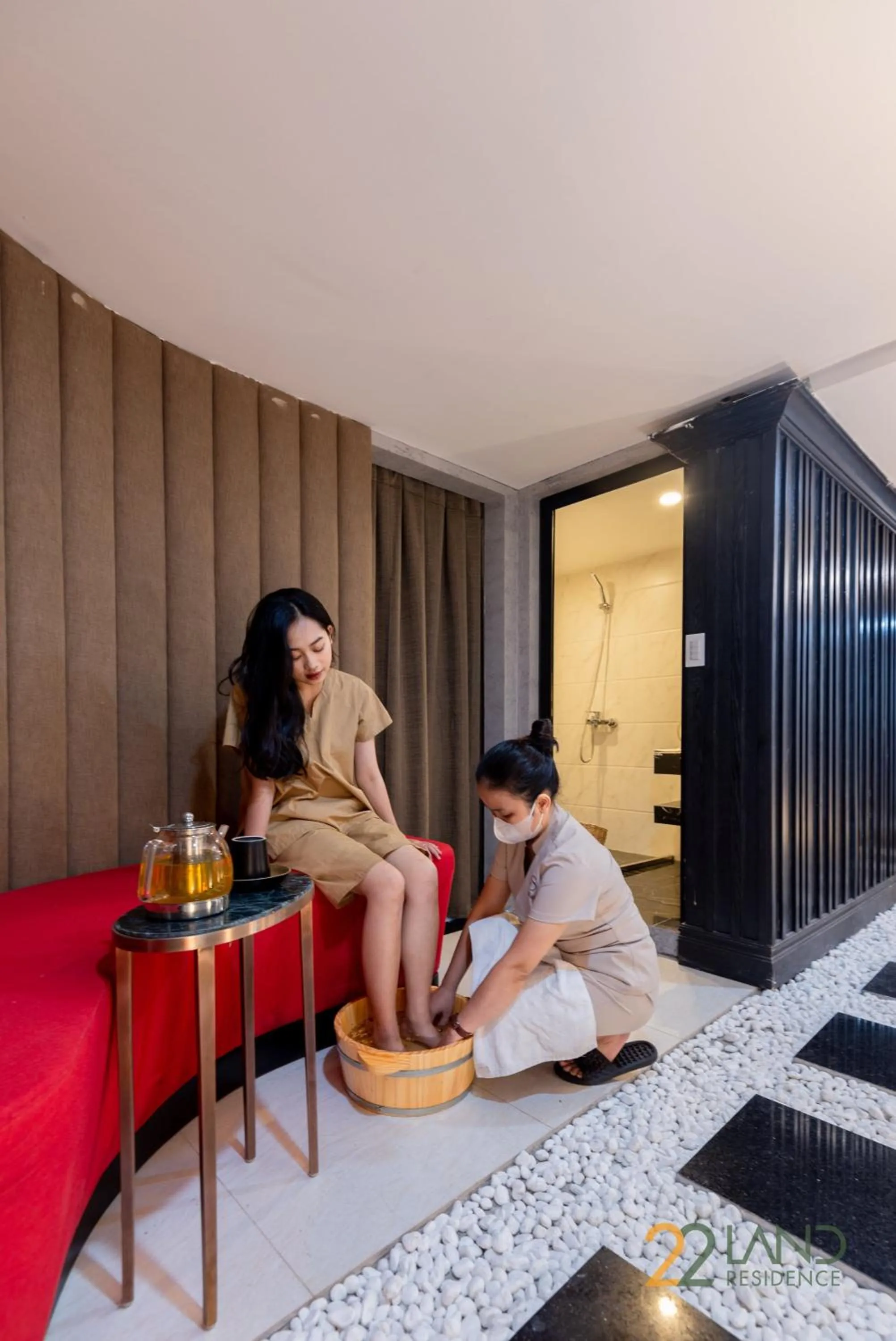 People in 22Land Residence Hotel & Spa 52 Ngo Huyen