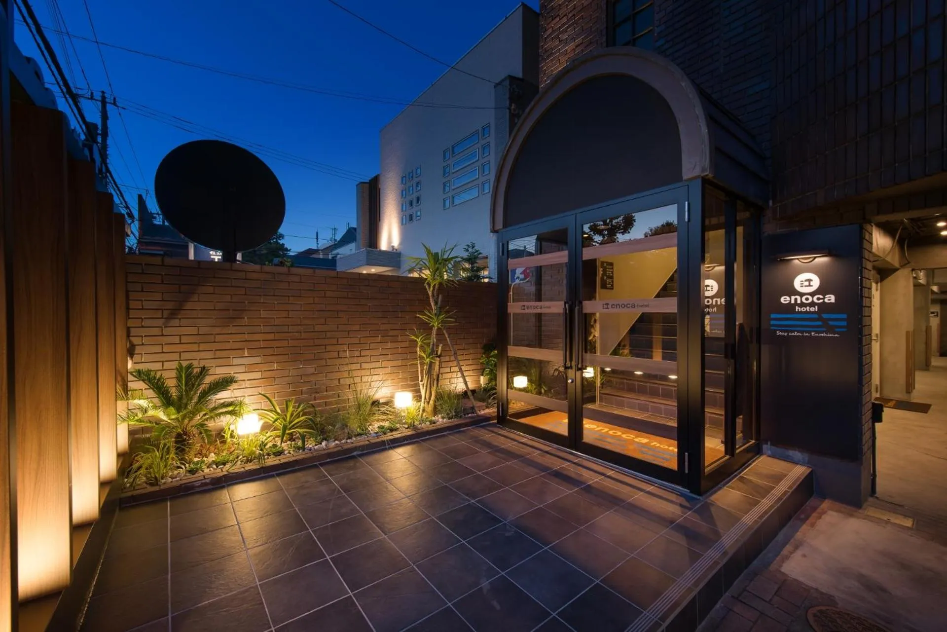 Facade/entrance in Enoca Hotel