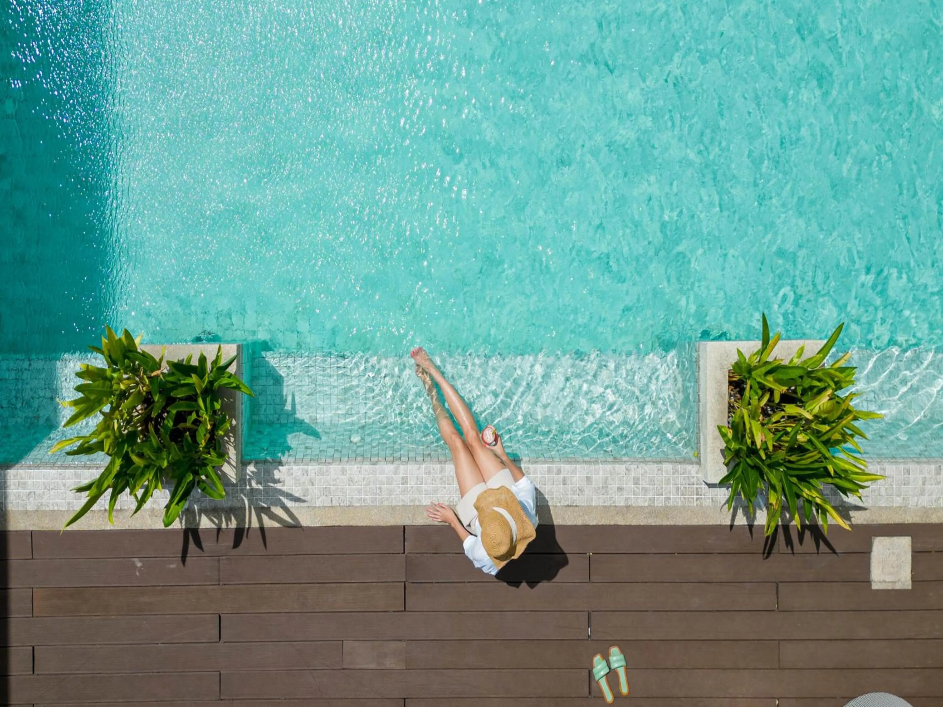 Swimming Pool in Patong Bay Residence