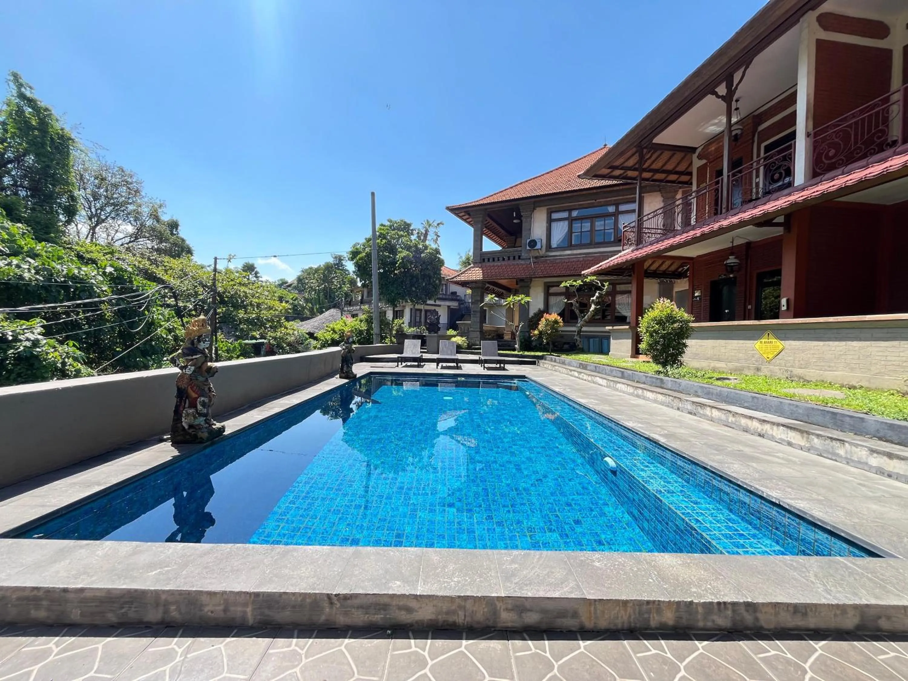 Swimming pool in Pande Permai Bungalows