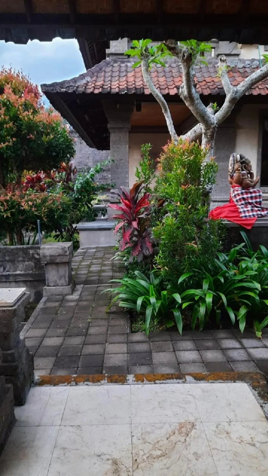 Garden view in Pande Permai Bungalows