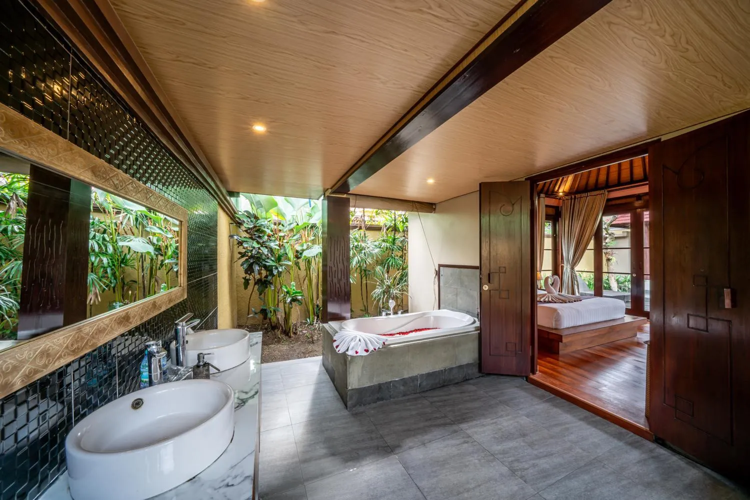 Bath, Bed in The Kampung Ubud Villa