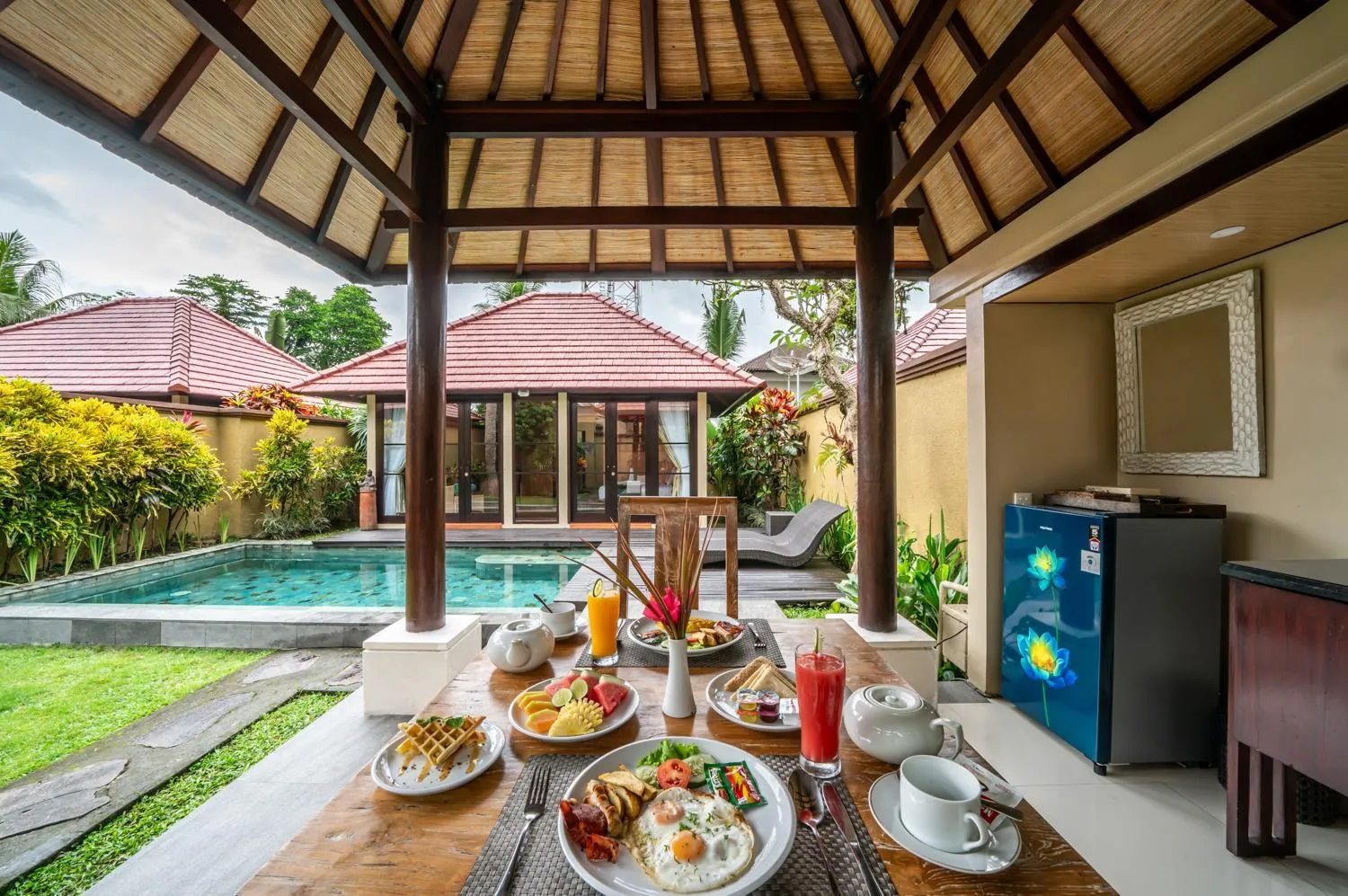 Food and drinks in The Kampung Ubud Villa