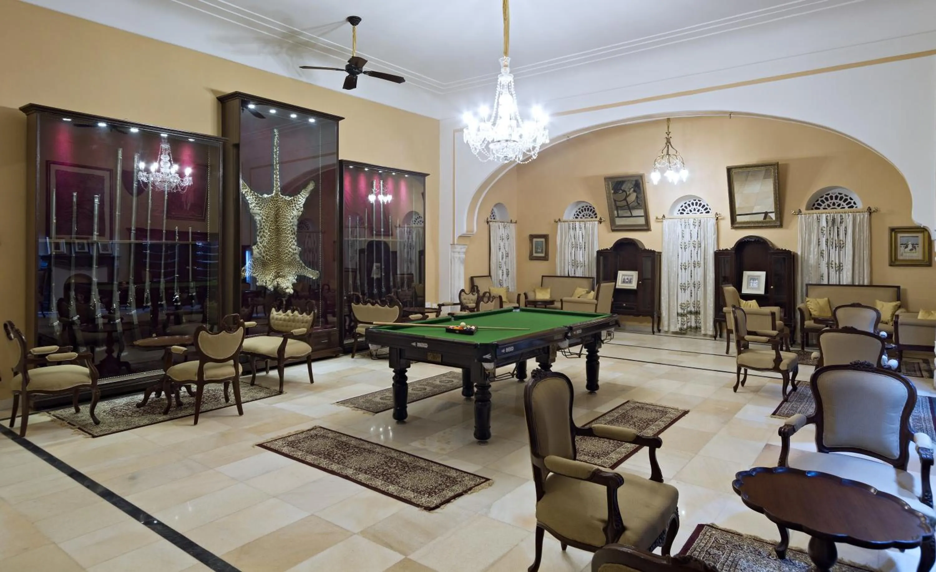 Lounge or bar in Alsisar Mahal- Heritage Hotel