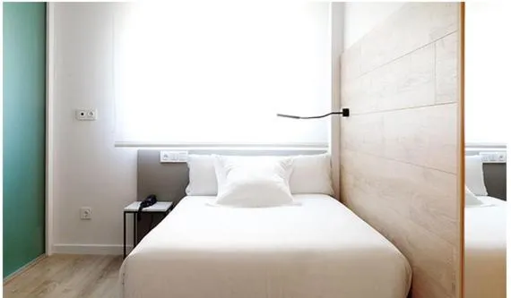 Bedroom, Bed in Hotel Bide Bide Tolosa