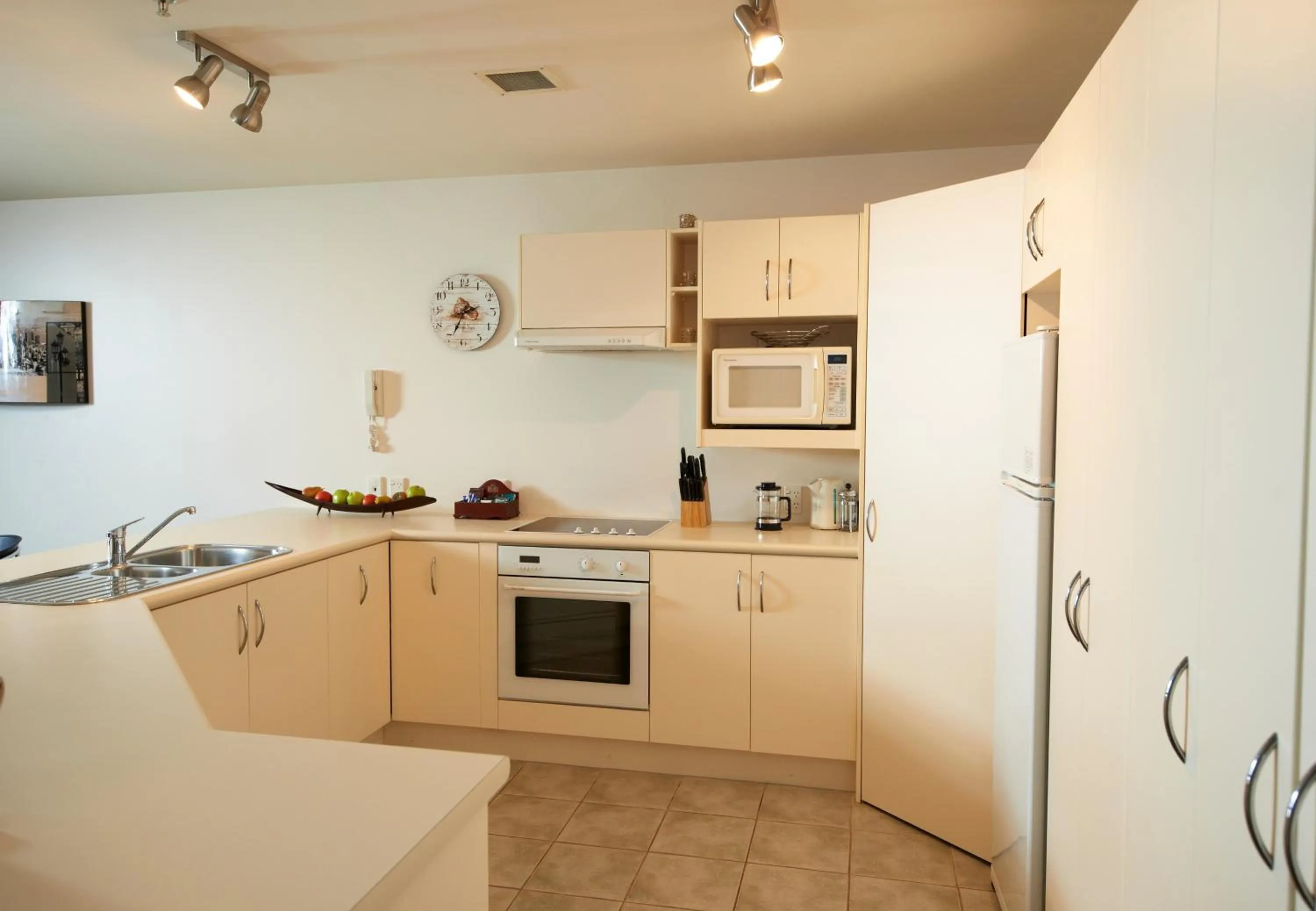 Kitchen or kitchenette in Oceanside Resort & Twin Towers