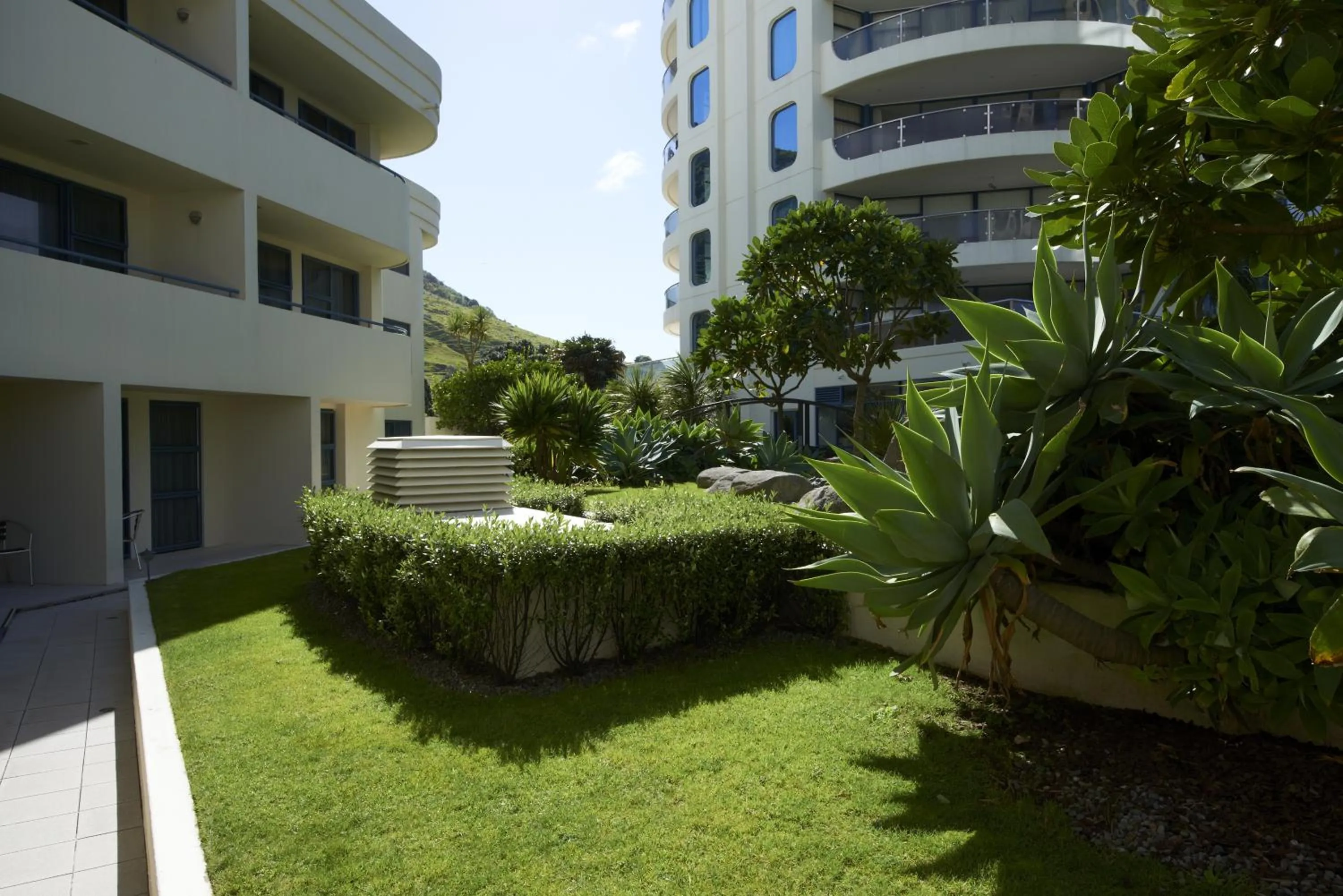 Garden in Oceanside Resort & Twin Towers