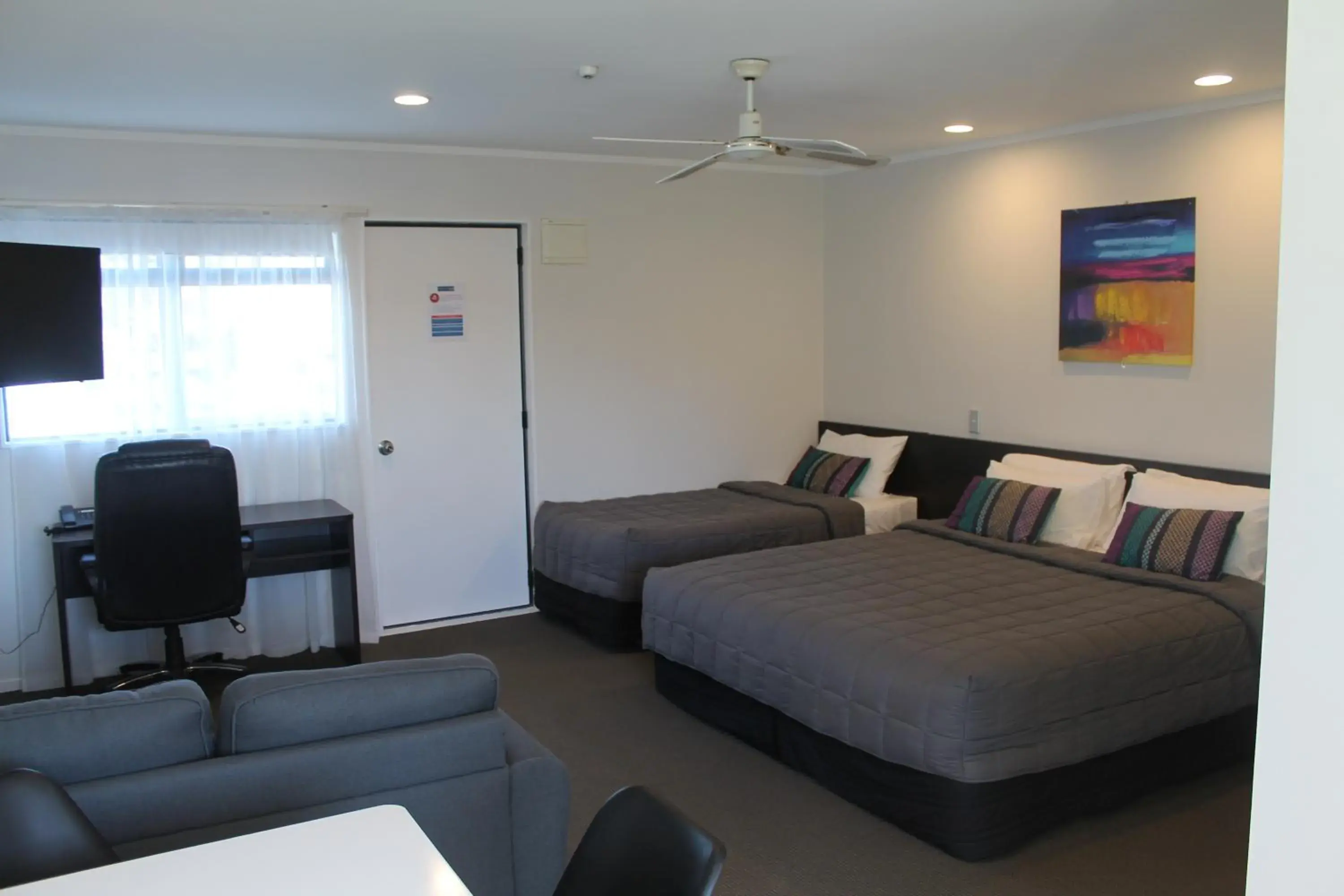 Super King Studio in Aquarius Motor Inn Super King Studio in Aquarius Motor Inn